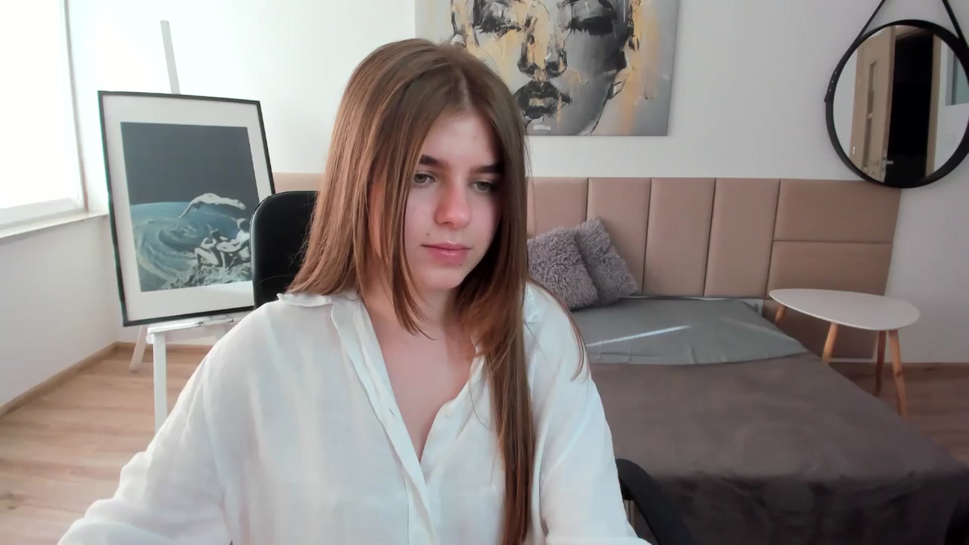 Gallery image thumbnail from Innolasa's myfreecams stream on, 05/03/2024, 16:12 image 2 of 20