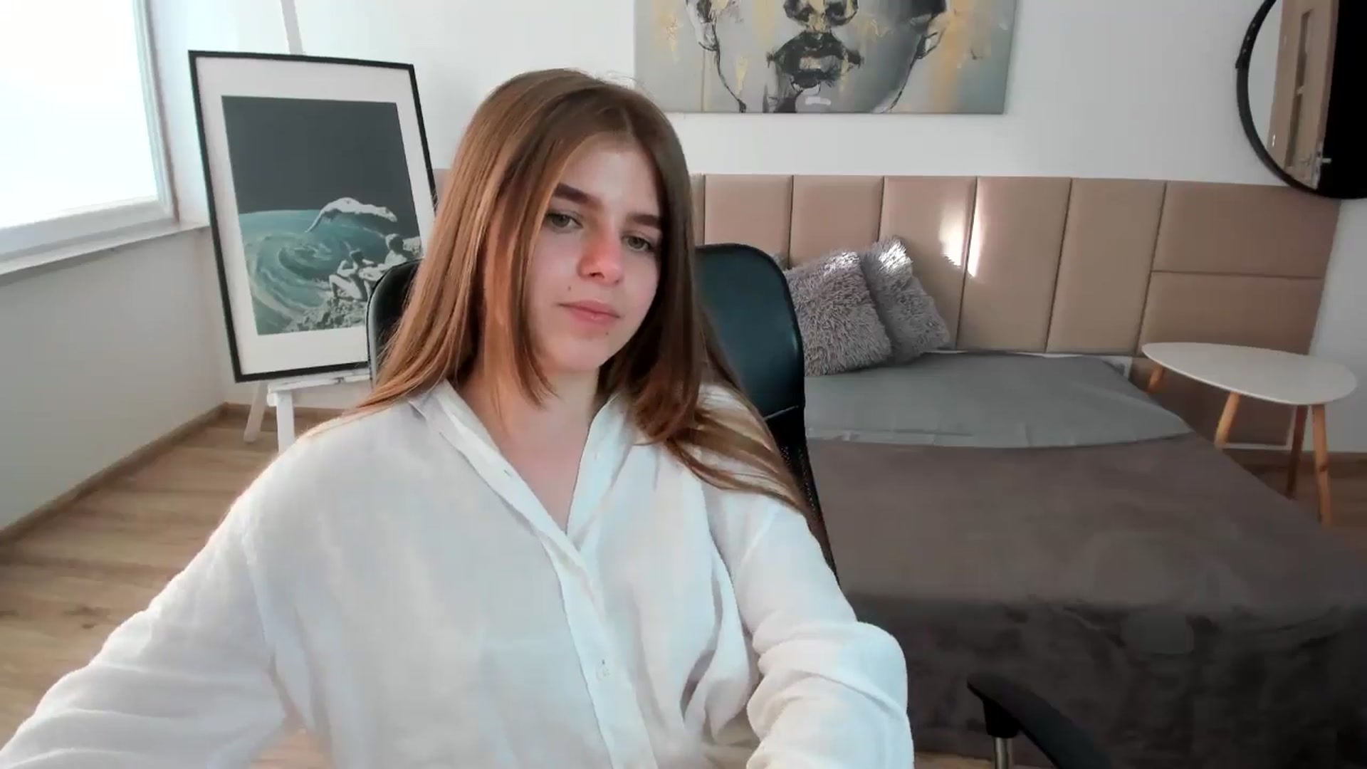 Gallery image thumbnail from Innolasa's myfreecams stream on, 05/03/2024, 16:32 image 12 of 20