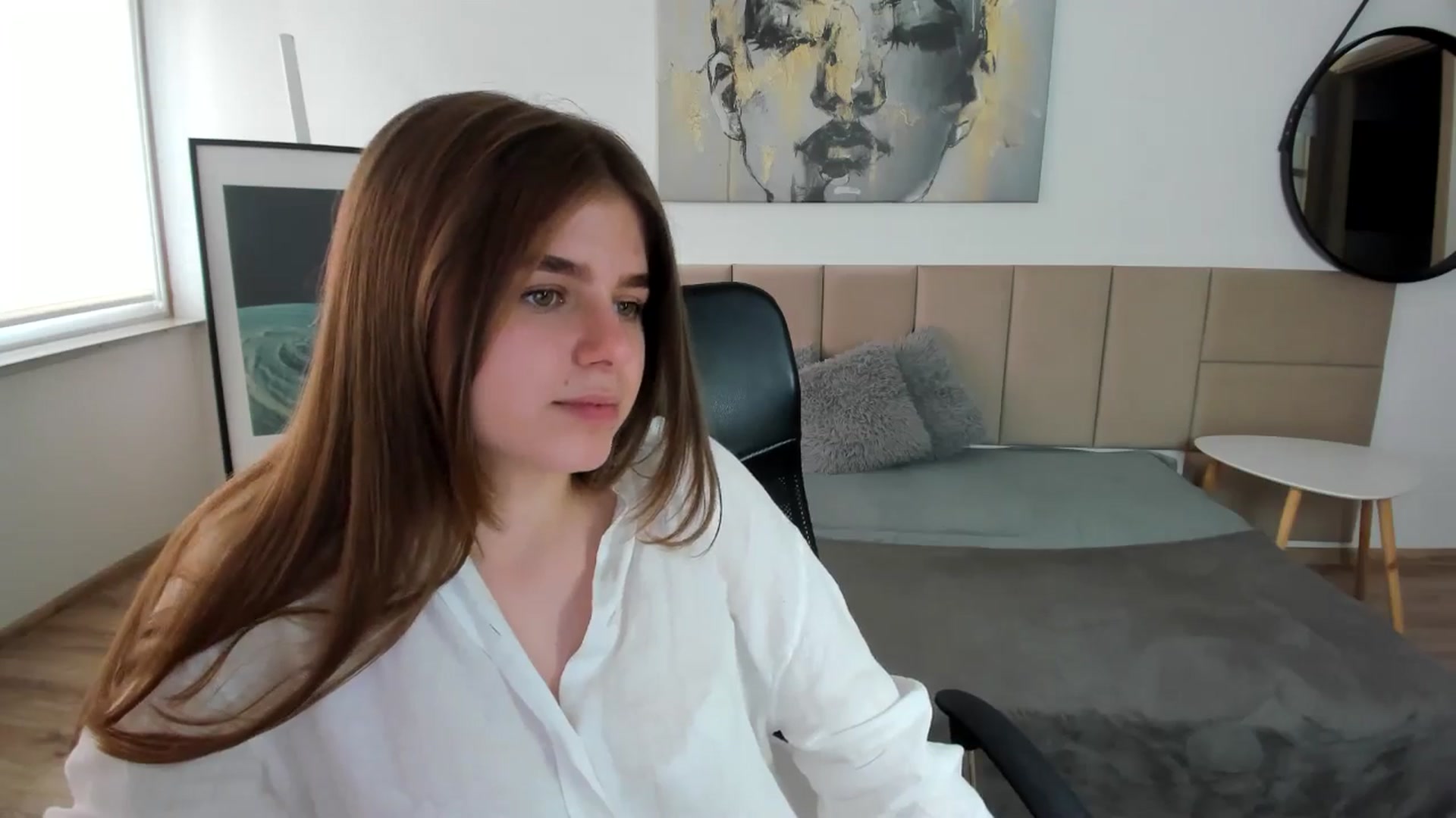 Gallery image thumbnail from Innolasa's myfreecams stream on, 05/03/2024, 18:36 image 5 of 20