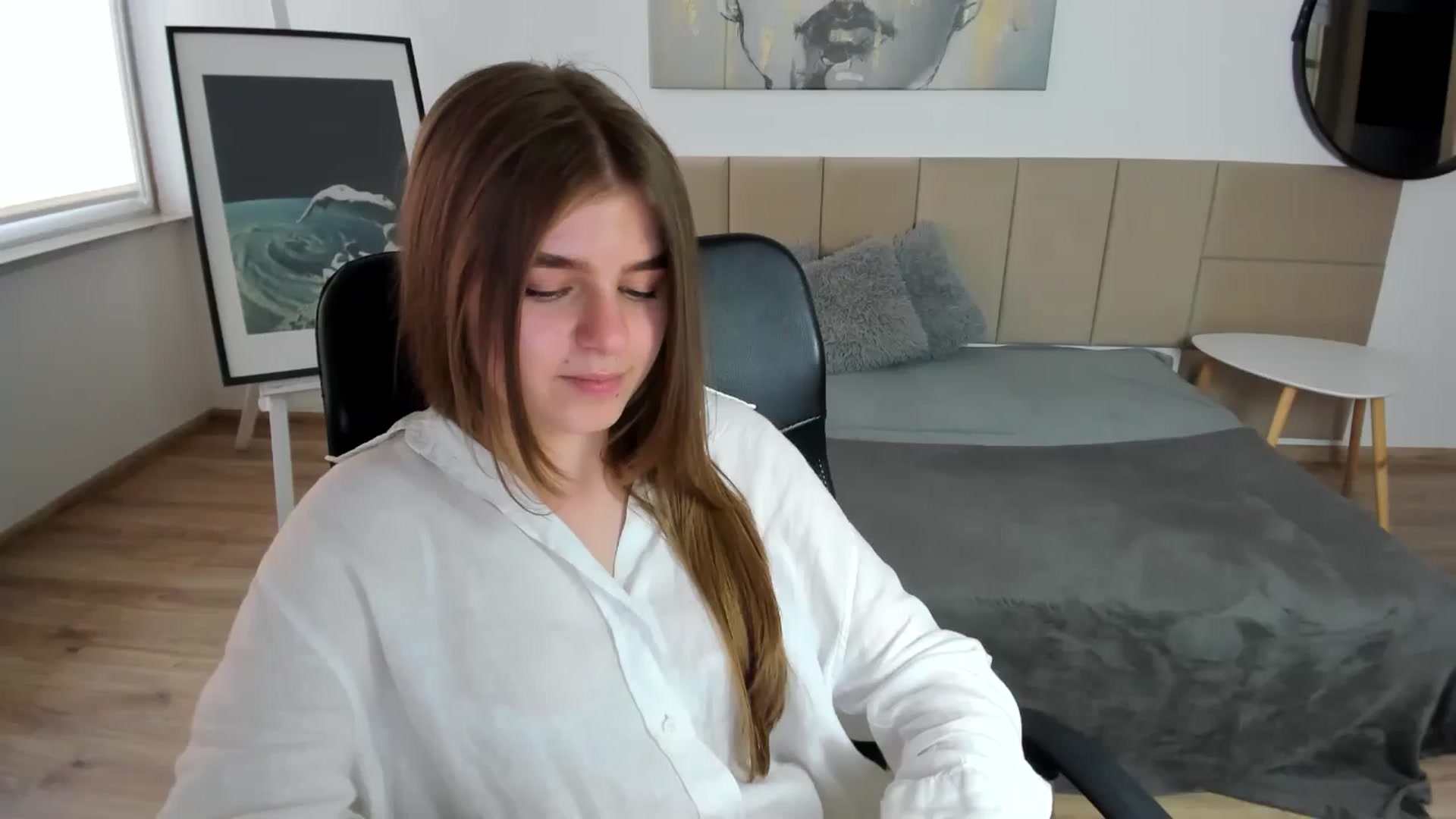 Gallery image thumbnail from Innolasa's myfreecams stream on, 05/03/2024, 18:36 image 10 of 20