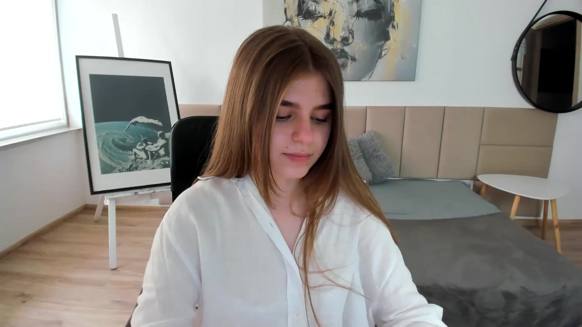 Gallery image thumbnail from Innolasa's myfreecams stream on, 05/03/2024, 18:36 image 2 of 20