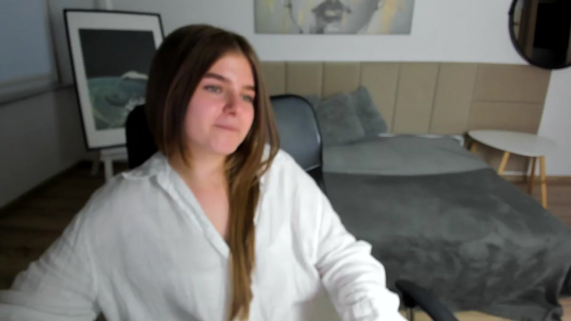 Gallery image thumbnail from Innolasa's myfreecams stream on, 05/03/2024, 18:36 image 18 of 20
