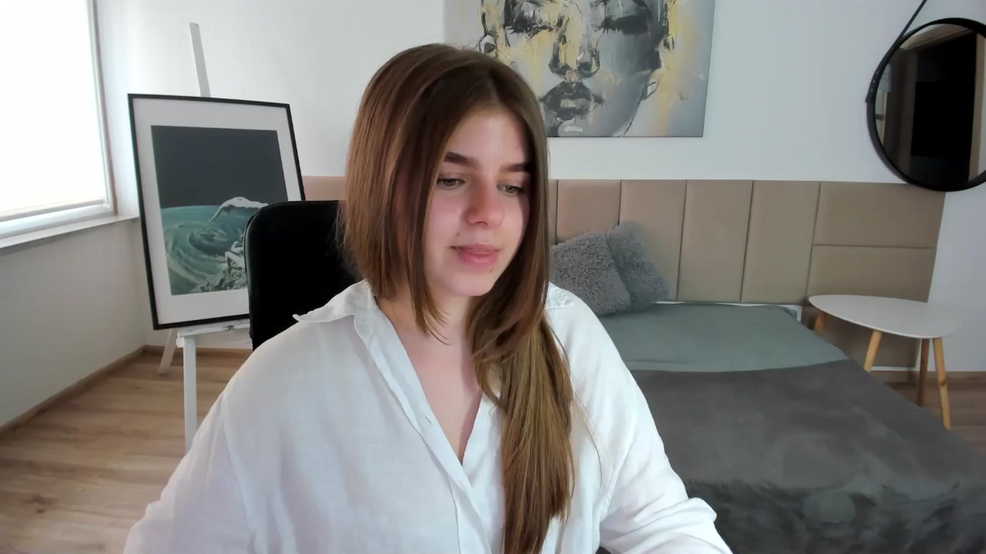Gallery image thumbnail from Innolasa's myfreecams stream on, 05/03/2024, 18:36 image 6 of 20
