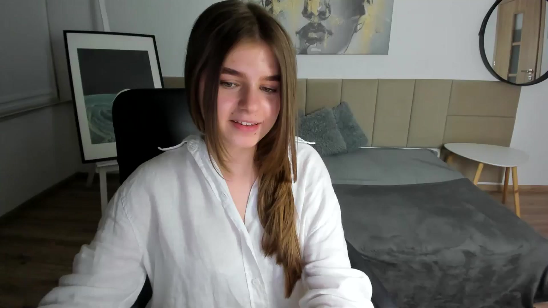 Gallery image thumbnail from Innolasa's myfreecams stream on, 05/03/2024, 19:27 image 1 of 20
