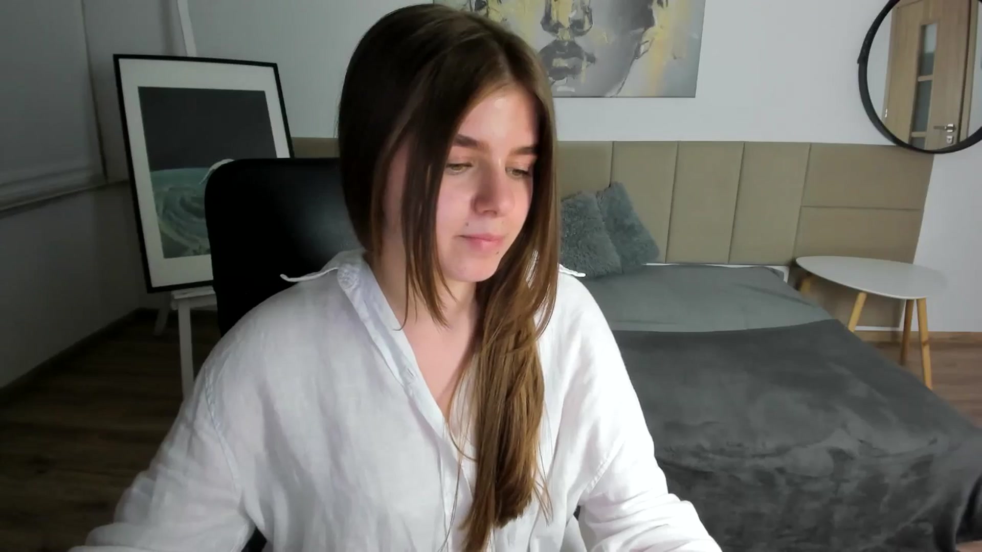 Gallery image thumbnail from Innolasa's myfreecams stream on, 05/03/2024, 19:27 image 2 of 20