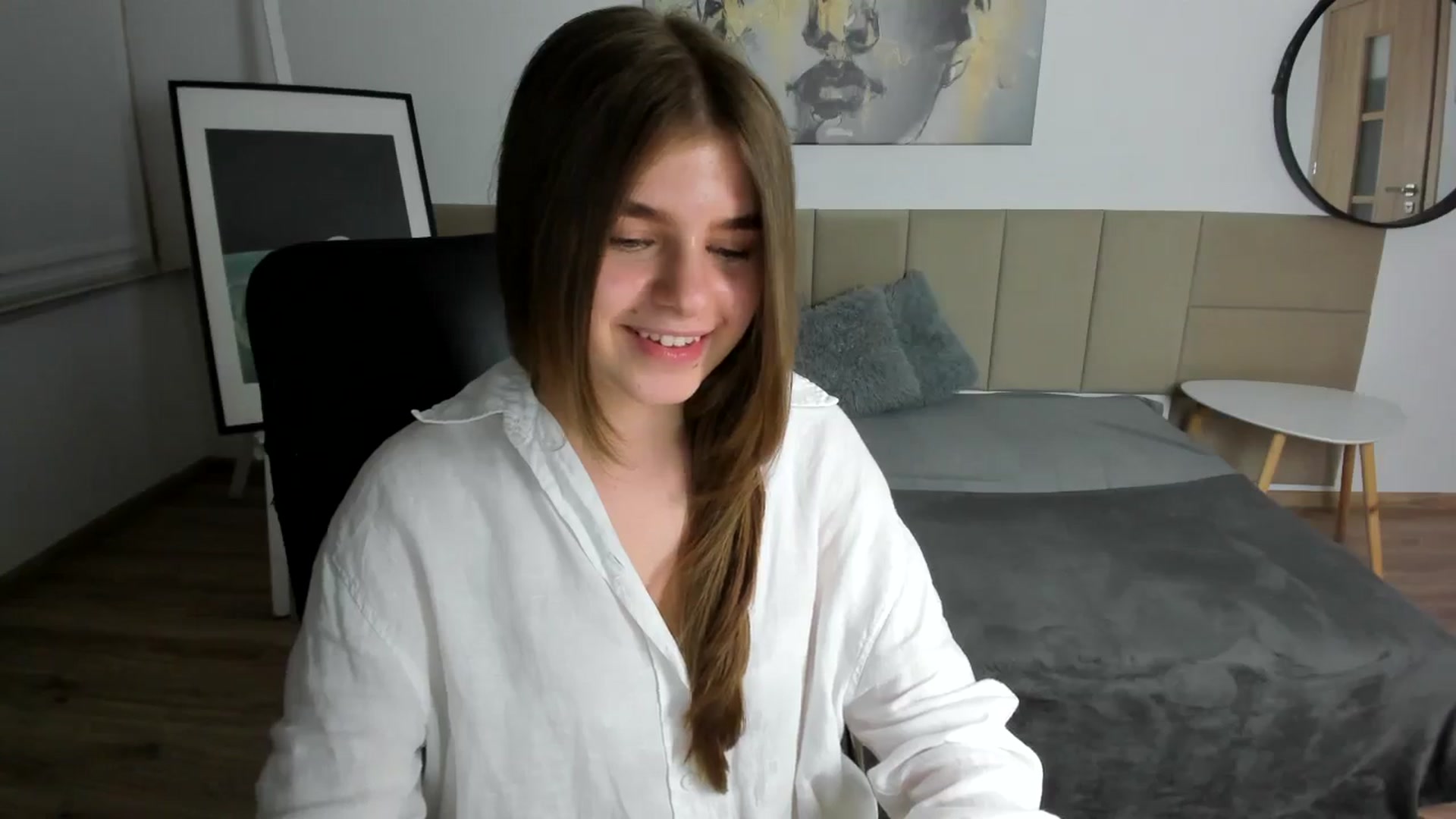 Gallery image thumbnail from Innolasa's myfreecams stream on, 05/03/2024, 19:27 image 12 of 20