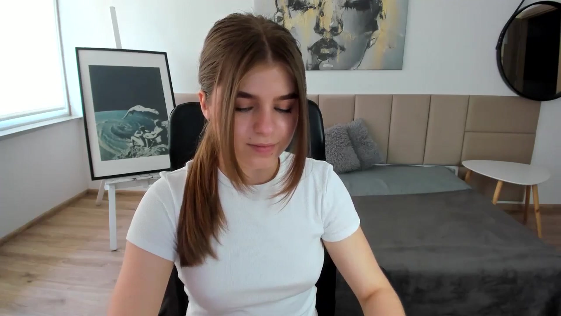 Gallery image thumbnail from Innolasa's myfreecams stream on, 05/04/2024, 12:41 image 8 of 20