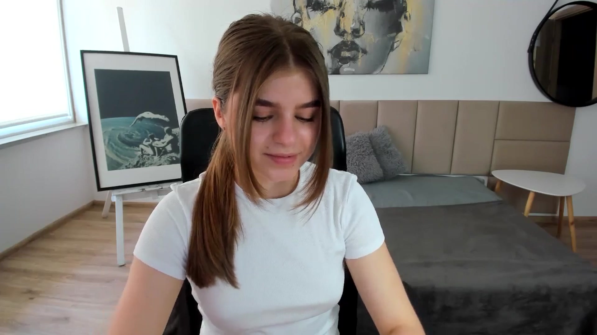 Gallery image thumbnail from Innolasa's myfreecams stream on, 05/04/2024, 12:41 image 5 of 20