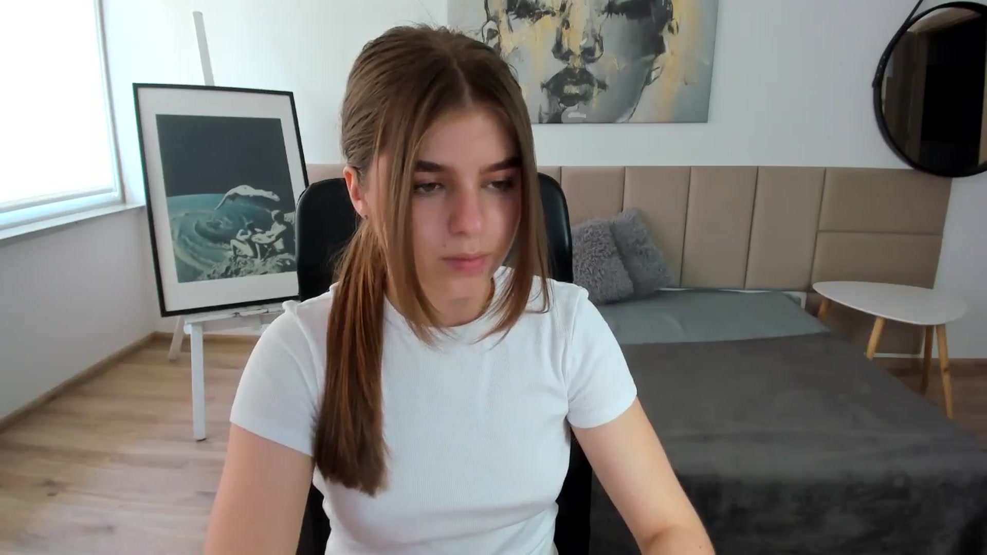 Gallery image thumbnail from Innolasa's myfreecams stream on, 05/04/2024, 12:41 image 9 of 20