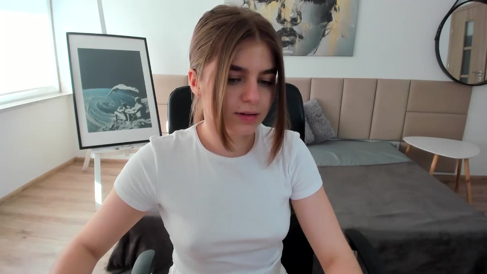 Gallery image thumbnail from Innolasa's myfreecams stream on, 05/04/2024, 15:06 image 2 of 20