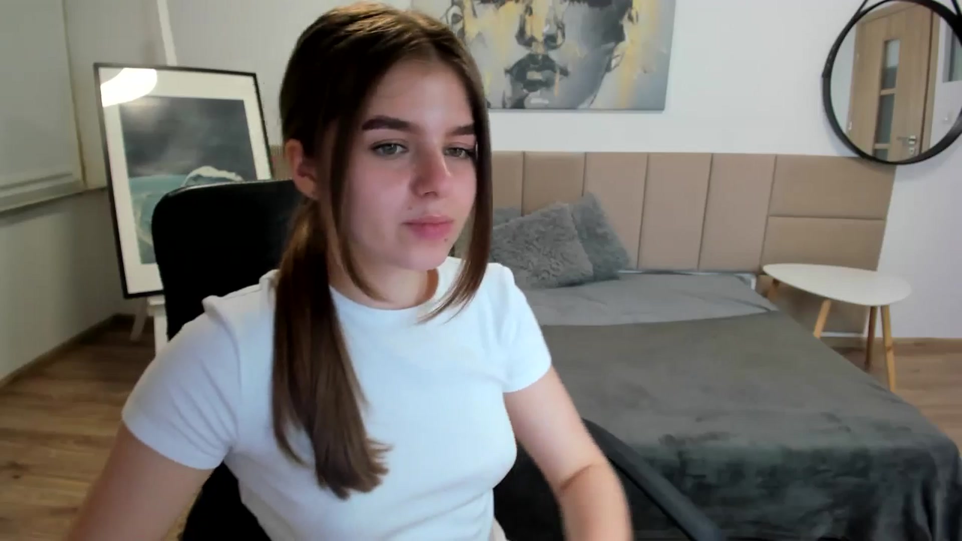 Gallery image thumbnail from Innolasa's myfreecams stream on, 05/04/2024, 18:33 image 20 of 20