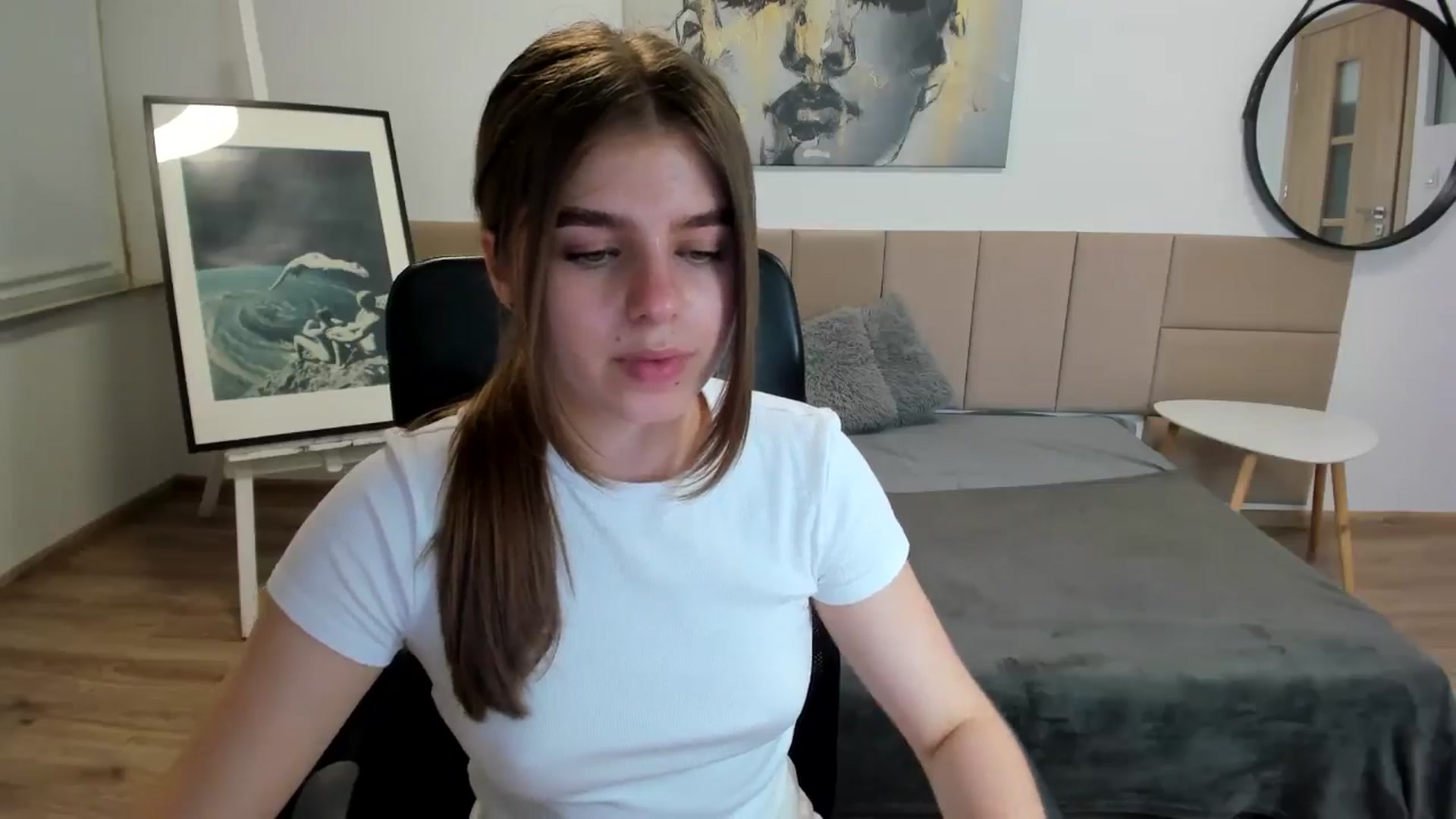 Gallery image thumbnail from Innolasa's myfreecams stream on, 05/04/2024, 18:33 image 19 of 20