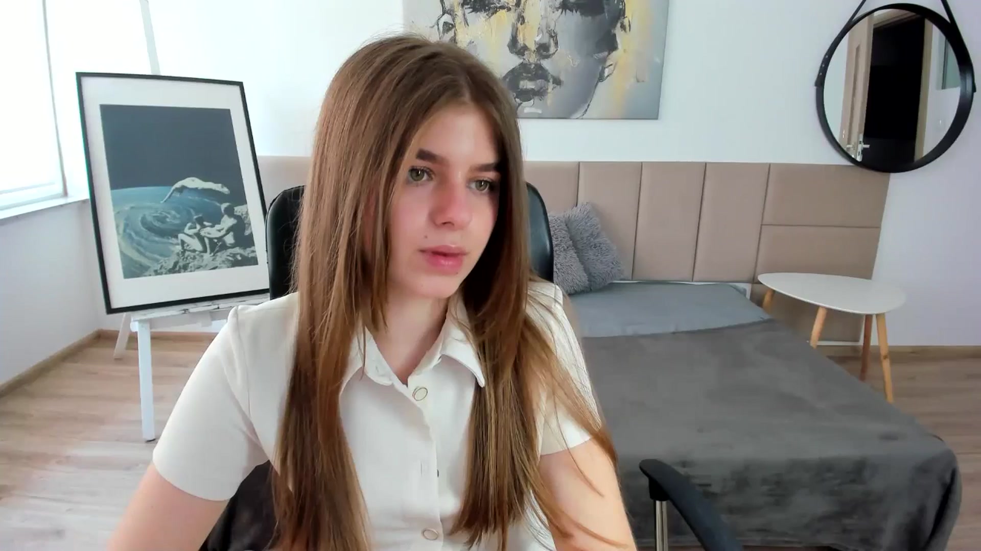 Gallery image thumbnail from Innolasa's myfreecams stream on, 05/05/2024, 12:28 image 2 of 20