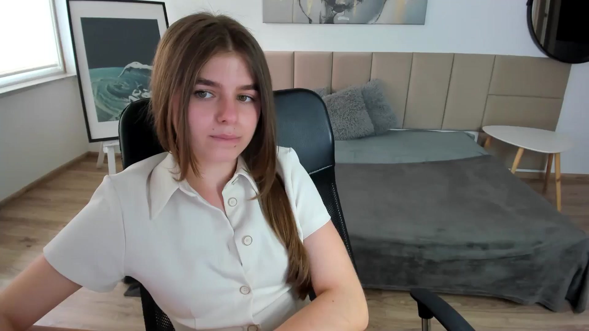 Gallery image thumbnail from Innolasa's myfreecams stream on, 05/05/2024, 16:00 image 4 of 20