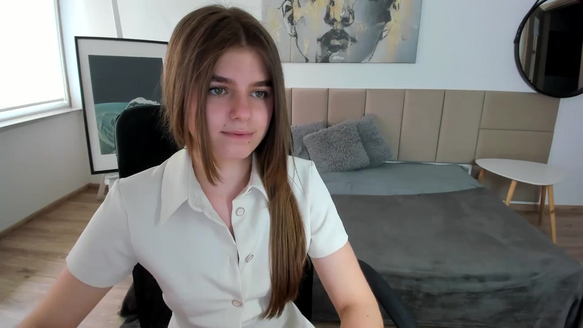 Gallery image thumbnail from Innolasa's myfreecams stream on, 05/05/2024, 16:00 image 2 of 20