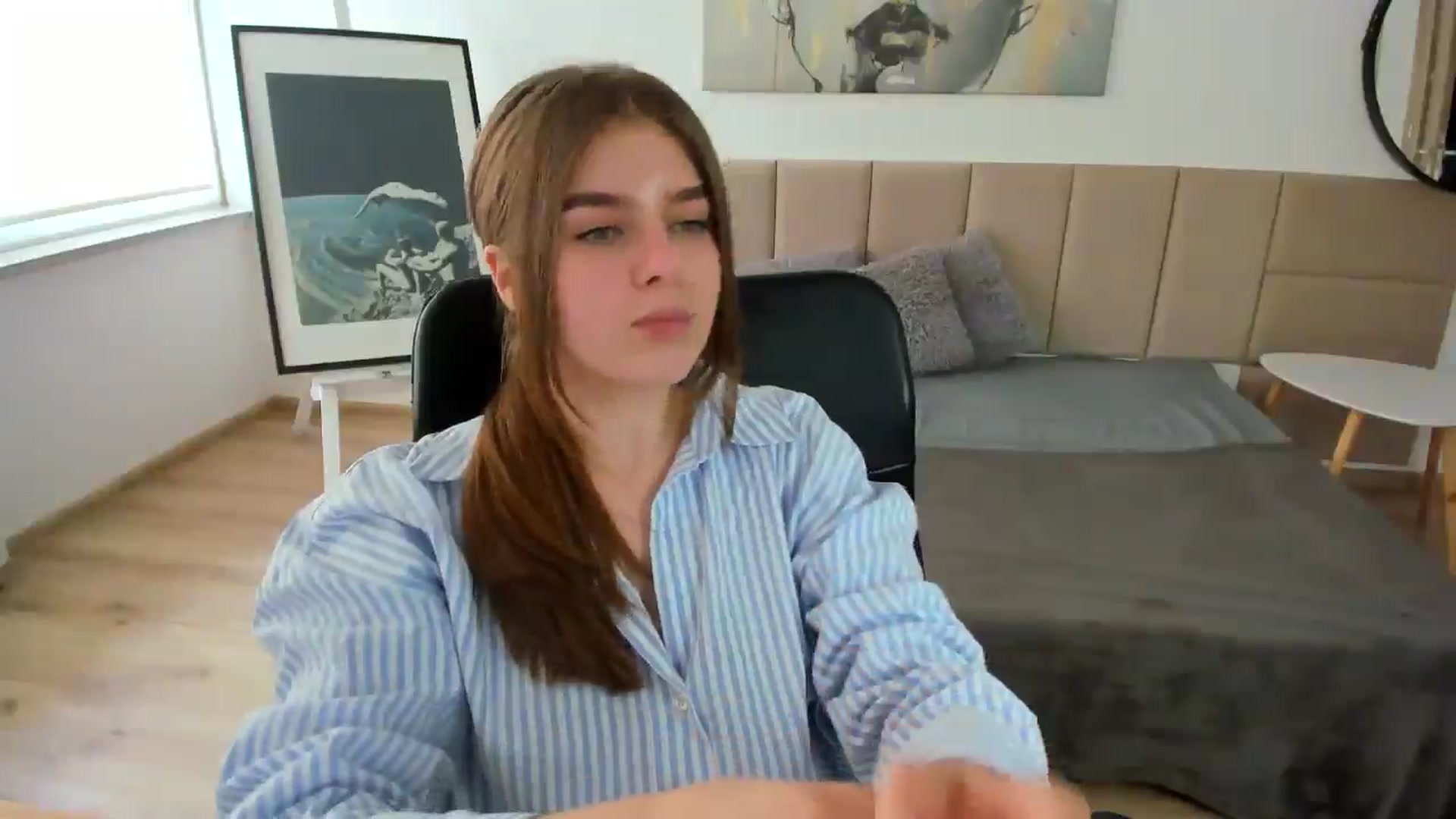 Gallery image thumbnail from Innolasa's myfreecams stream on, 05/06/2024, 13:03 image 12 of 20