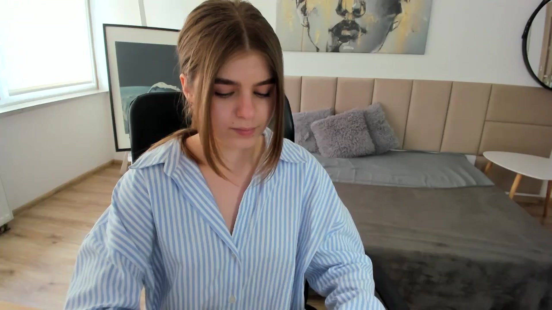 Gallery image thumbnail from Innolasa's myfreecams stream on, 05/06/2024, 14:09 image 6 of 20