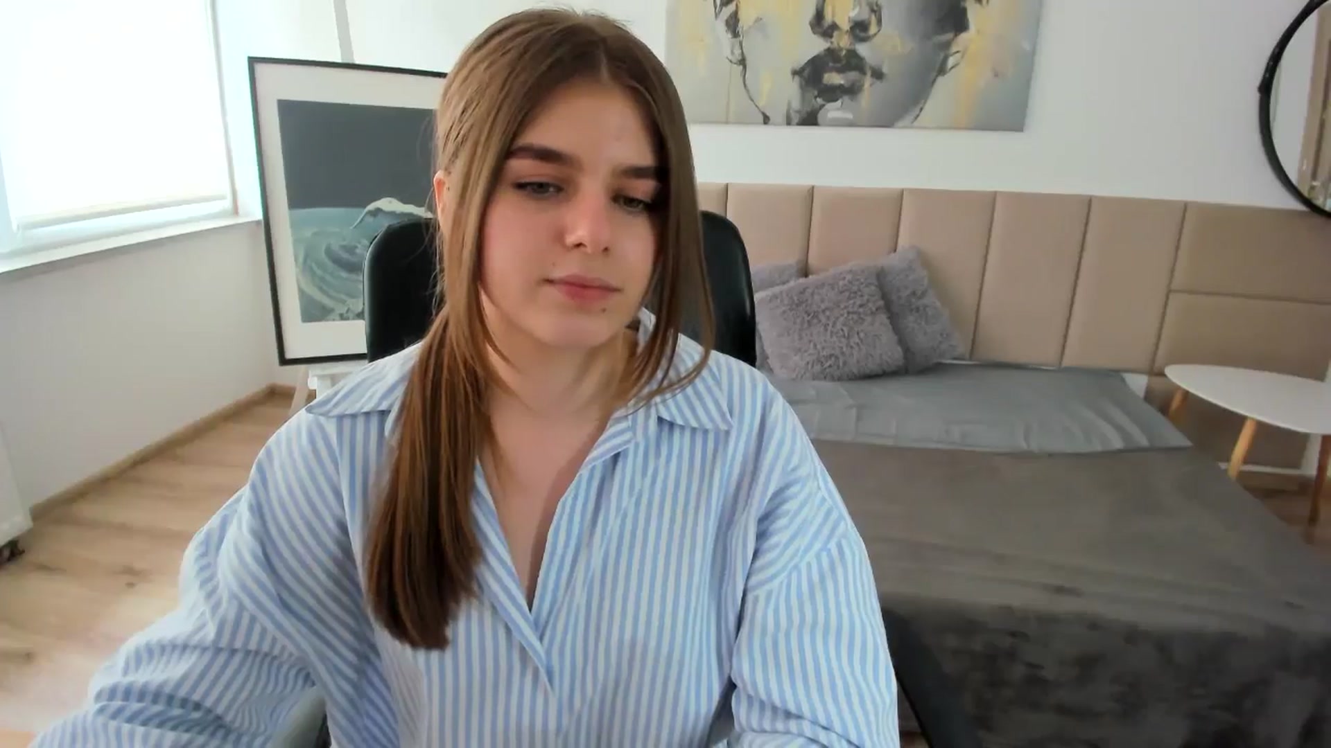 Gallery image thumbnail from Innolasa's myfreecams stream on, 05/06/2024, 14:09 image 4 of 20