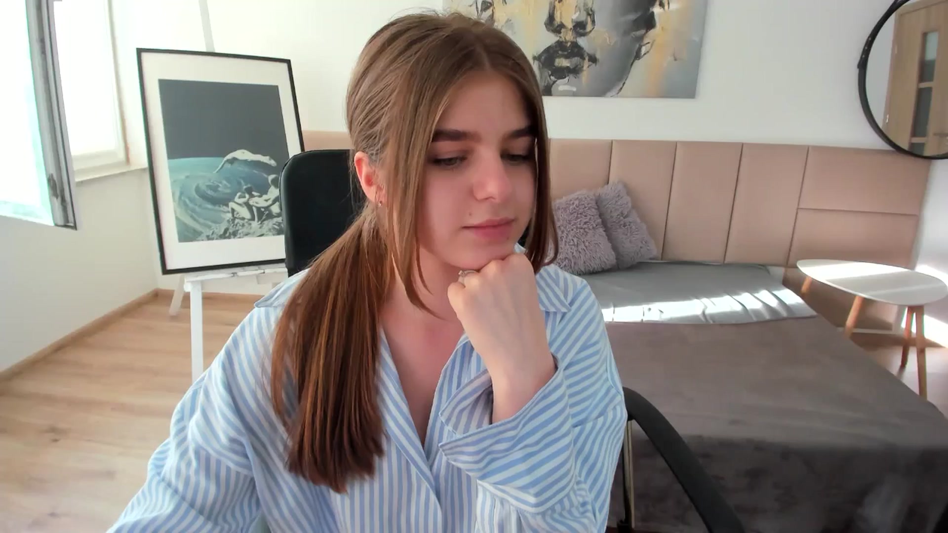 Gallery image thumbnail from Innolasa's myfreecams stream on, 05/06/2024, 16:06 image 20 of 20