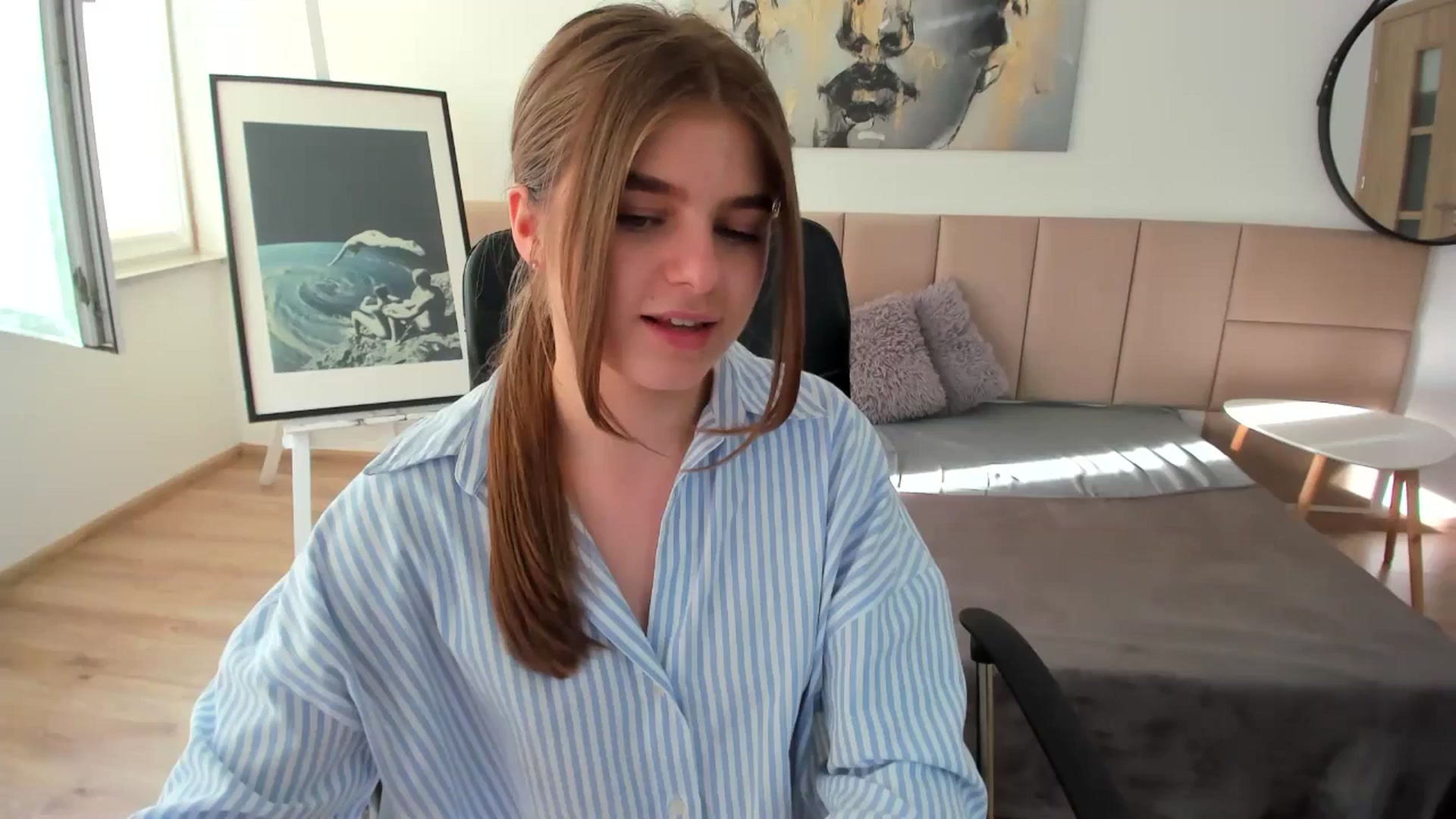 Gallery image thumbnail from Innolasa's myfreecams stream on, 05/06/2024, 16:06 image 15 of 20