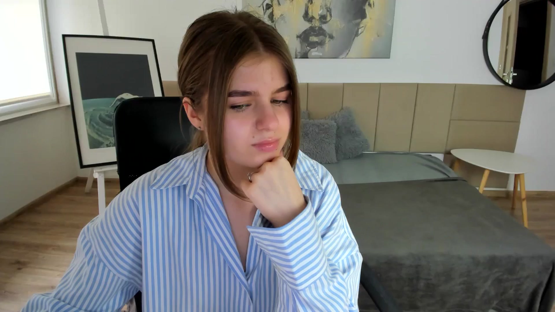 Gallery image thumbnail from Innolasa's myfreecams stream on, 05/06/2024, 17:31 image 9 of 20