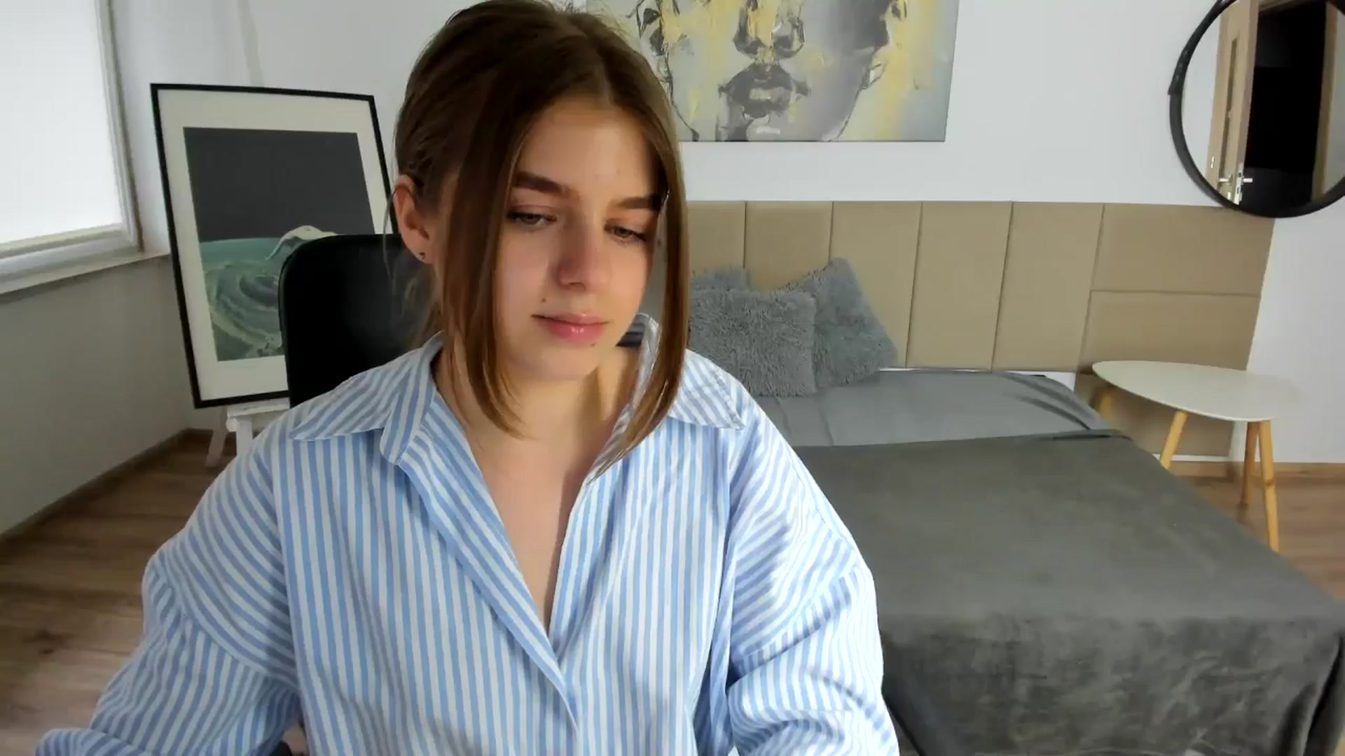 Gallery image thumbnail from Innolasa's myfreecams stream on, 05/06/2024, 17:31 image 13 of 20
