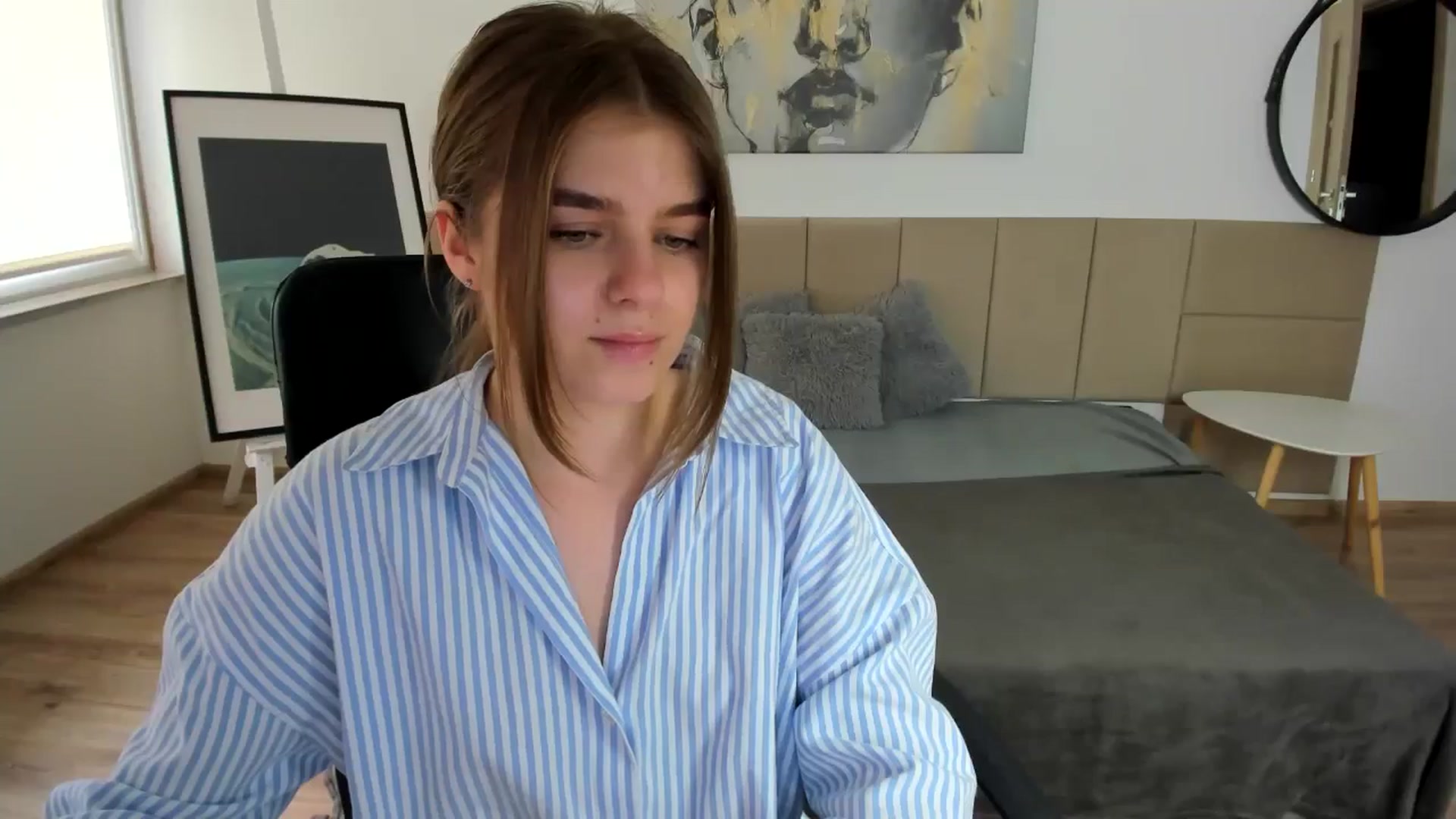 Gallery image thumbnail from Innolasa's myfreecams stream on, 05/06/2024, 17:31 image 4 of 20
