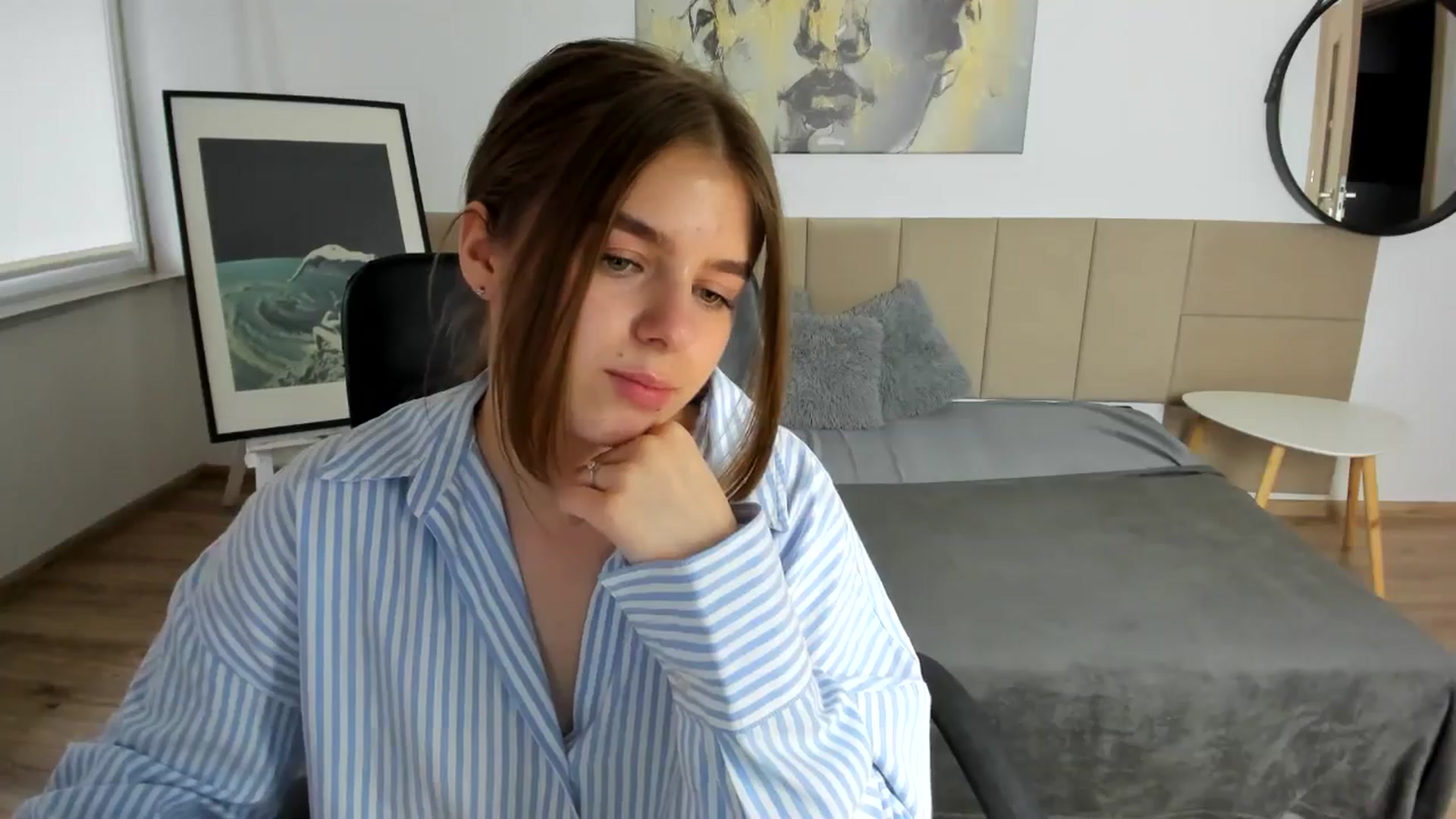 Gallery image thumbnail from Innolasa's myfreecams stream on, 05/06/2024, 17:31 image 18 of 20