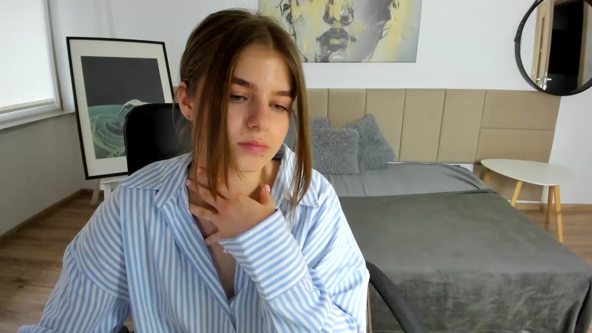 Gallery image thumbnail from Innolasa's myfreecams stream on, 05/06/2024, 17:31 image 14 of 20