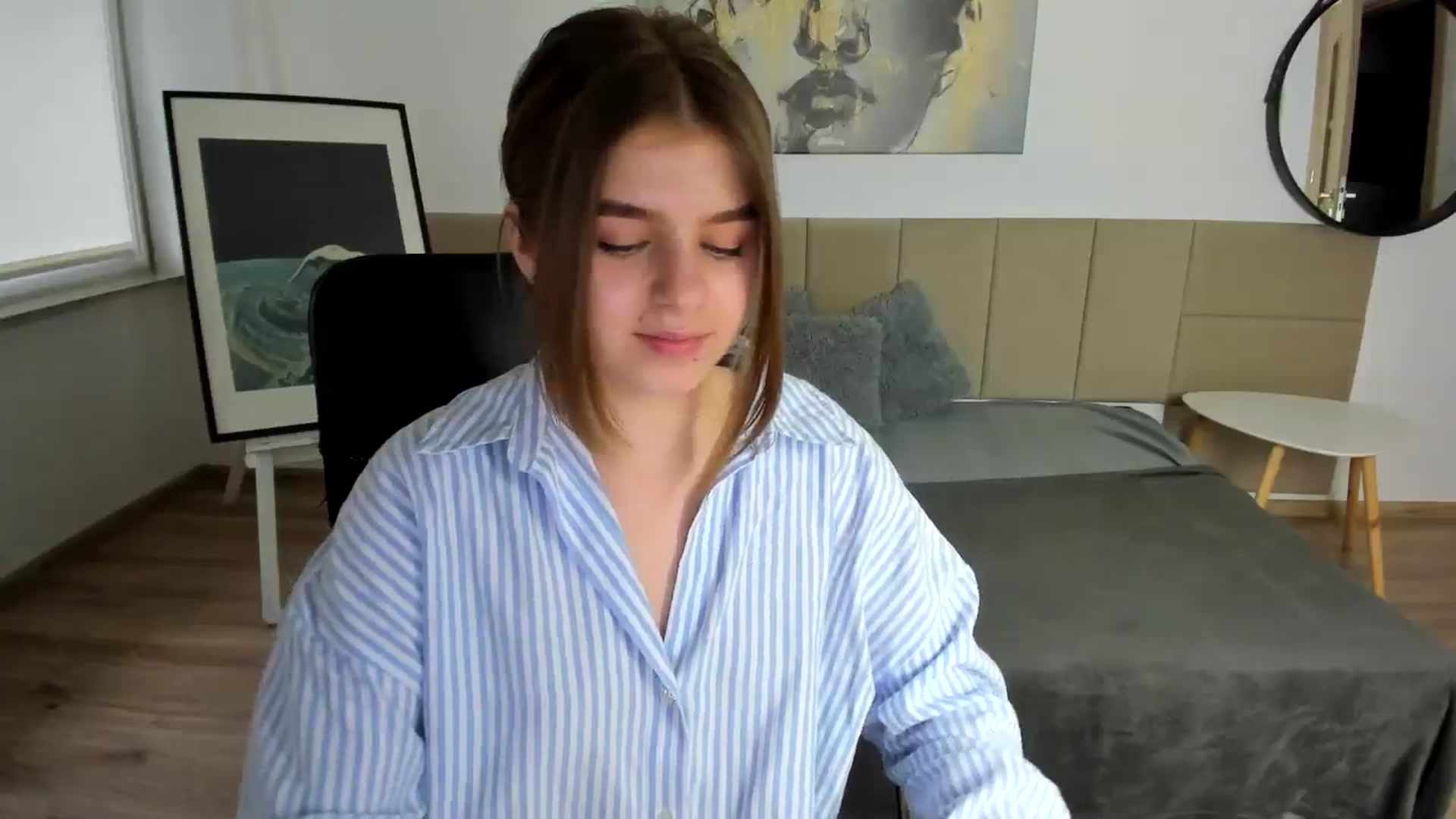 Gallery image thumbnail from Innolasa's myfreecams stream on, 05/06/2024, 17:31 image 15 of 20