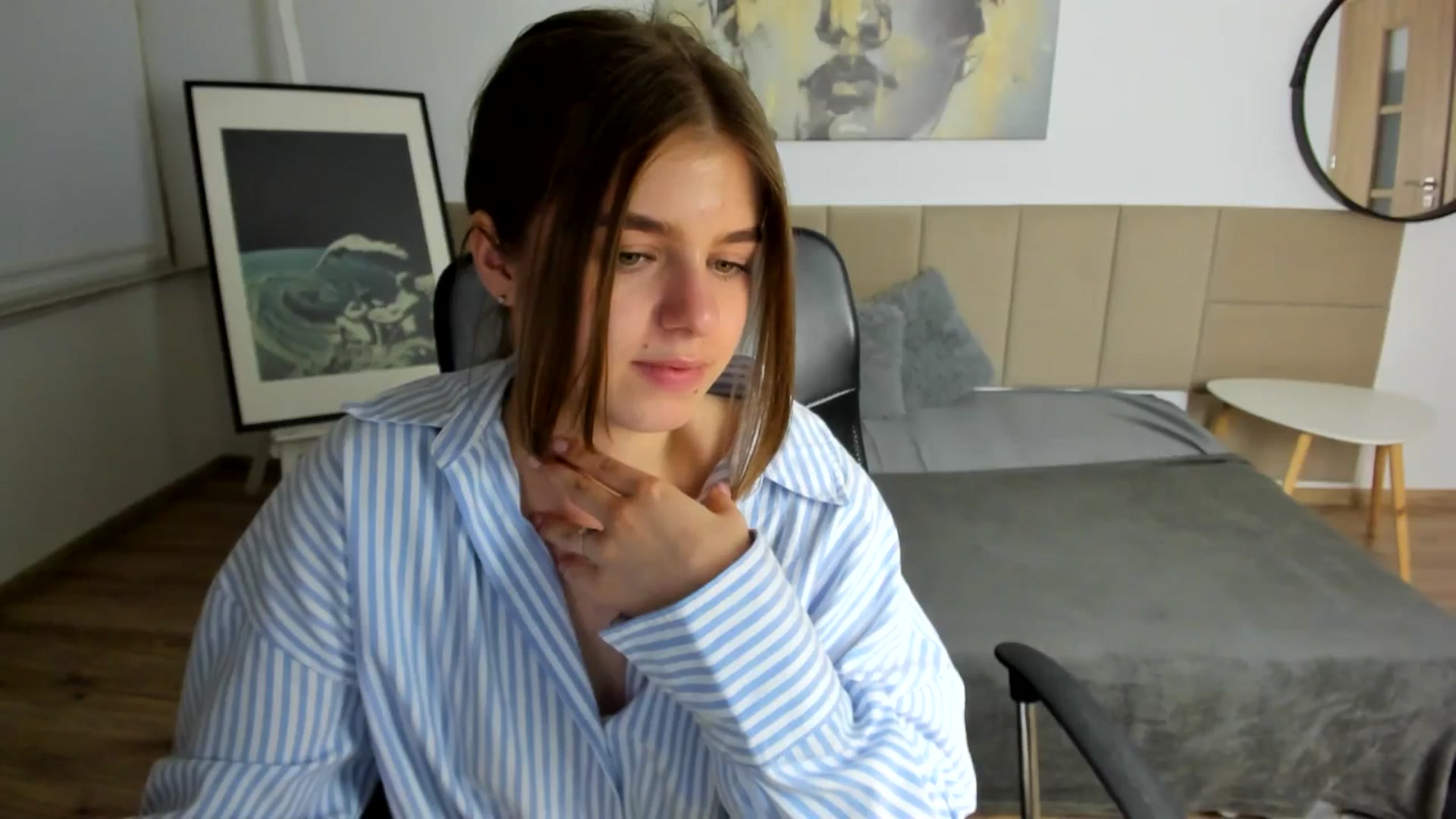 Gallery image thumbnail from Innolasa's myfreecams stream on, 05/06/2024, 18:34 image 5 of 20