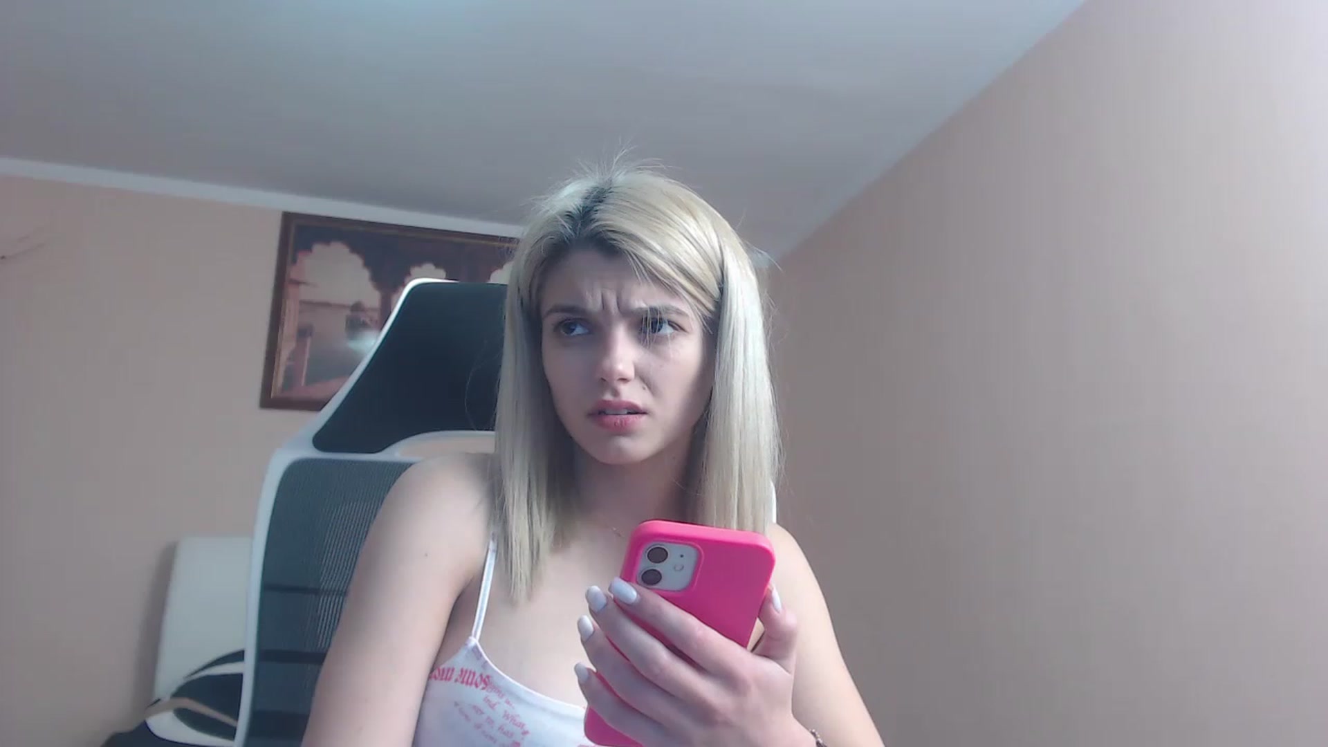 Gallery image thumbnail from Inocentangel1's myfreecams stream on, 11/17/2022, 23:49 image 14 of 20