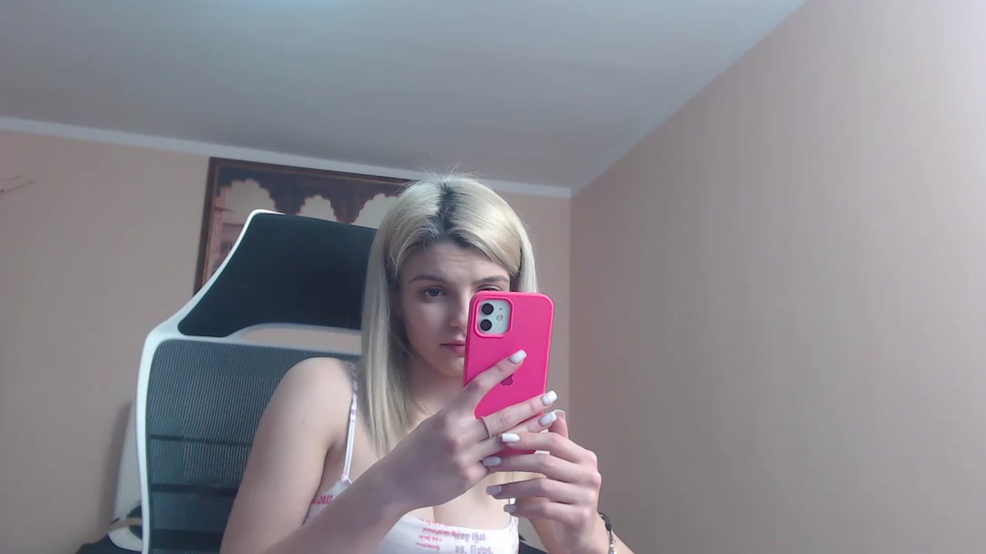 Gallery image thumbnail from Inocentangel1's myfreecams stream on, 11/17/2022, 23:49 image 17 of 20