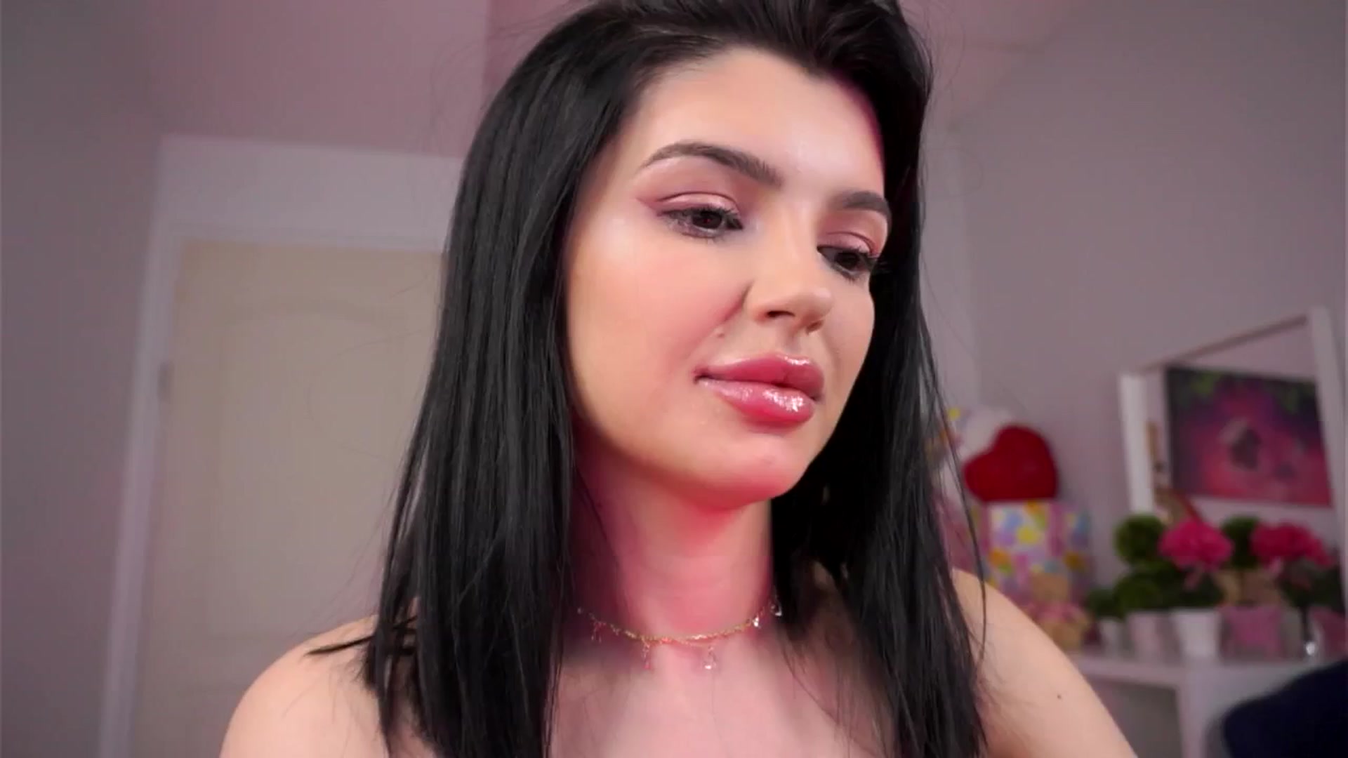 Gallery image thumbnail from Inocentangel1's myfreecams stream on, 11/21/2025, 18:42 image 18 of 20