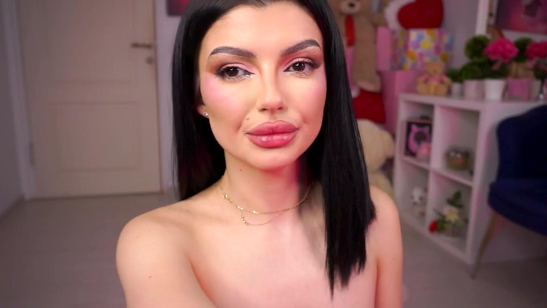 Gallery image thumbnail from Inocentangel1's myfreecams stream on, 11/23/2025, 17:19 image 8 of 20
