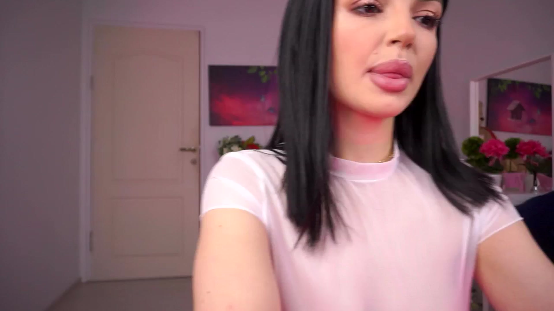 Gallery image thumbnail from Inocentangel1's myfreecams stream on, 11/24/2025, 11:37 image 5 of 20