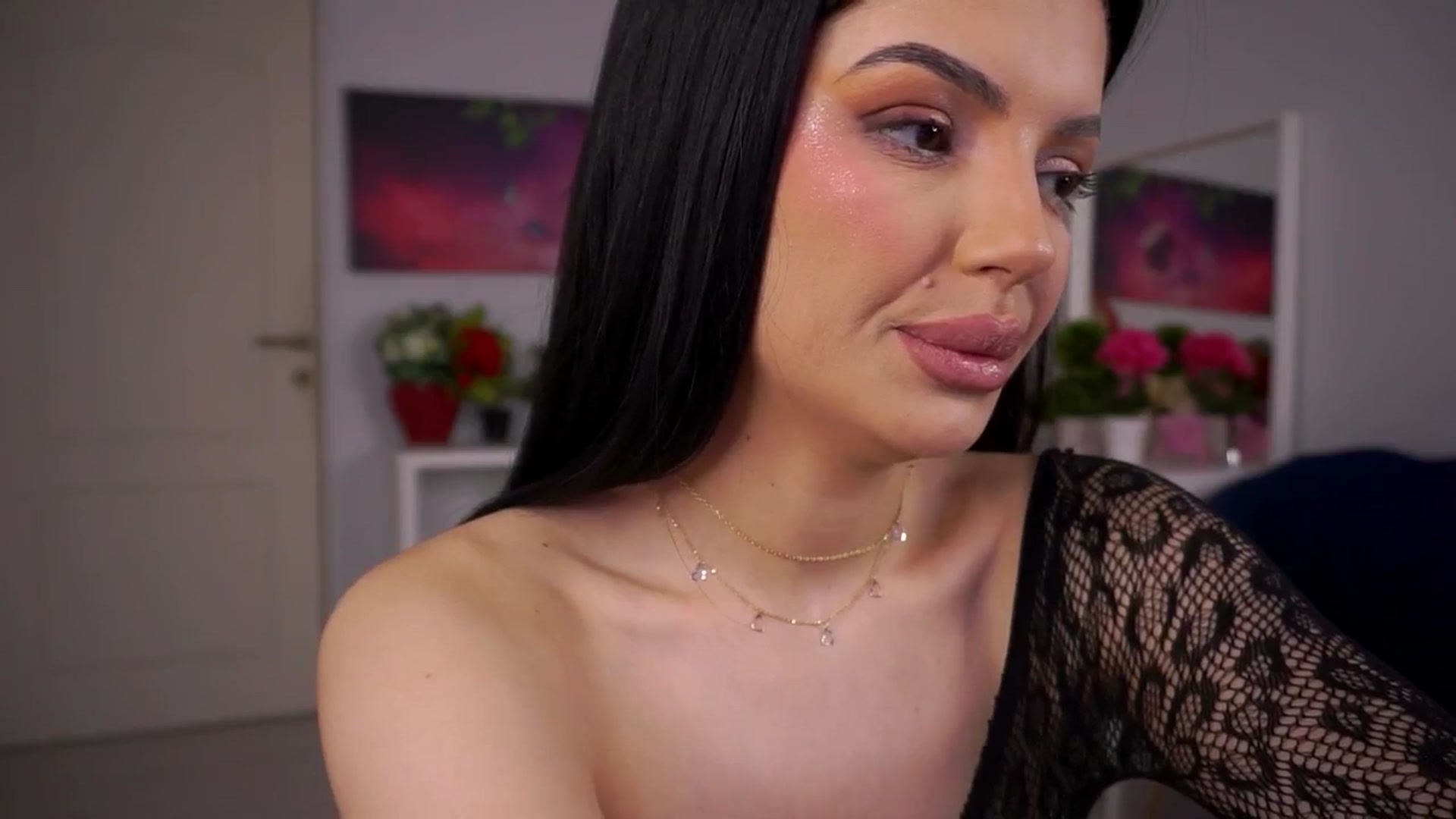 Gallery image thumbnail from Inocentangel1's myfreecams stream on, 12/01/2025, 14:22 image 11 of 20
