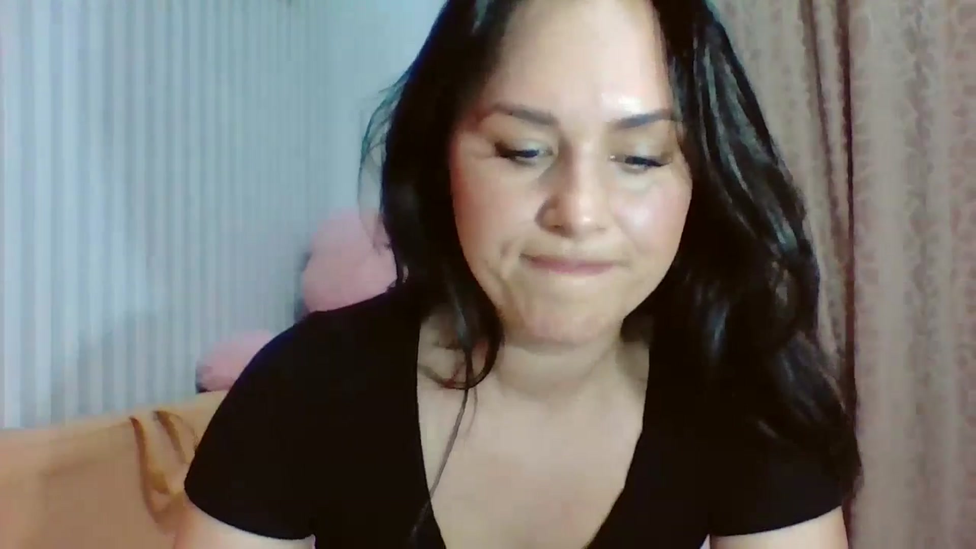 Gallery image thumbnail from InocenteWet's myfreecams stream on, 10/08/2024, 06:55 image 20 of 20