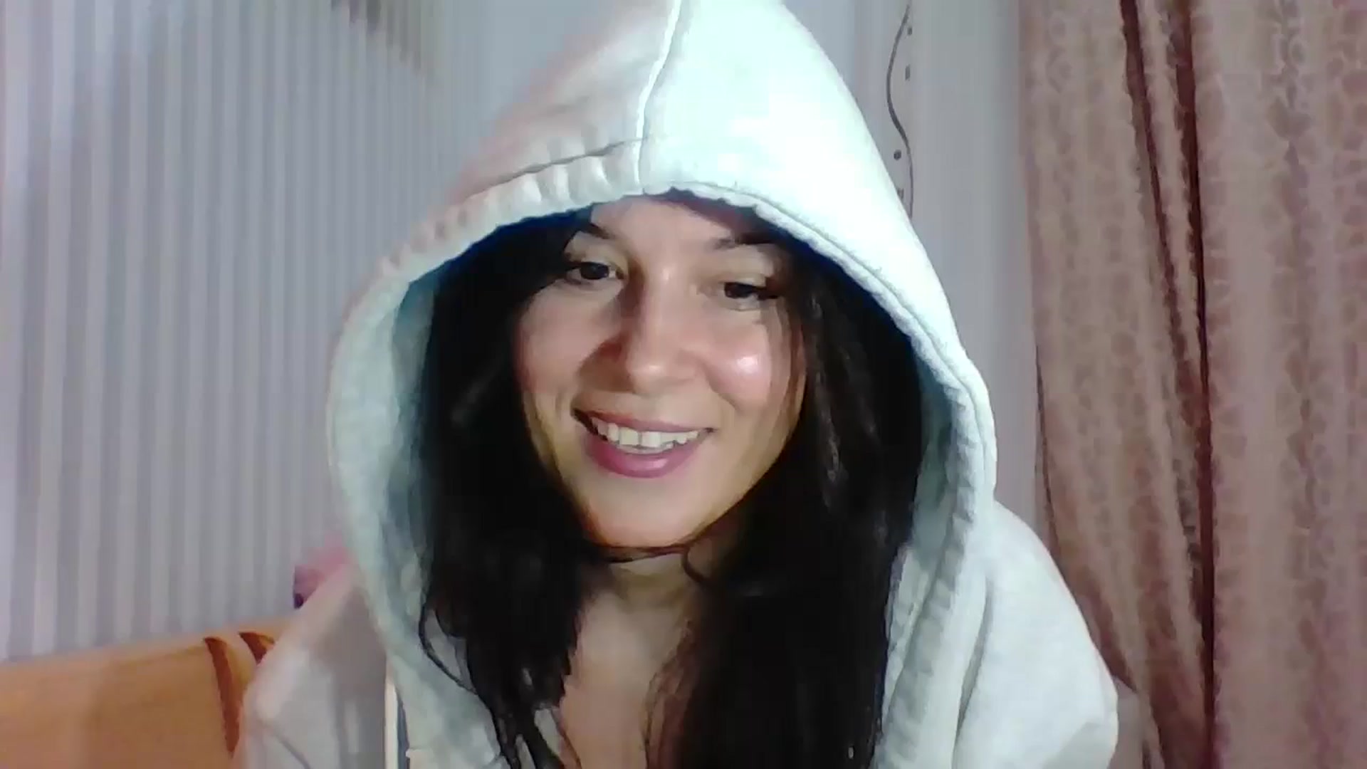 Gallery image thumbnail from InocenteWet's myfreecams stream on, 10/08/2024, 06:55 image 1 of 20