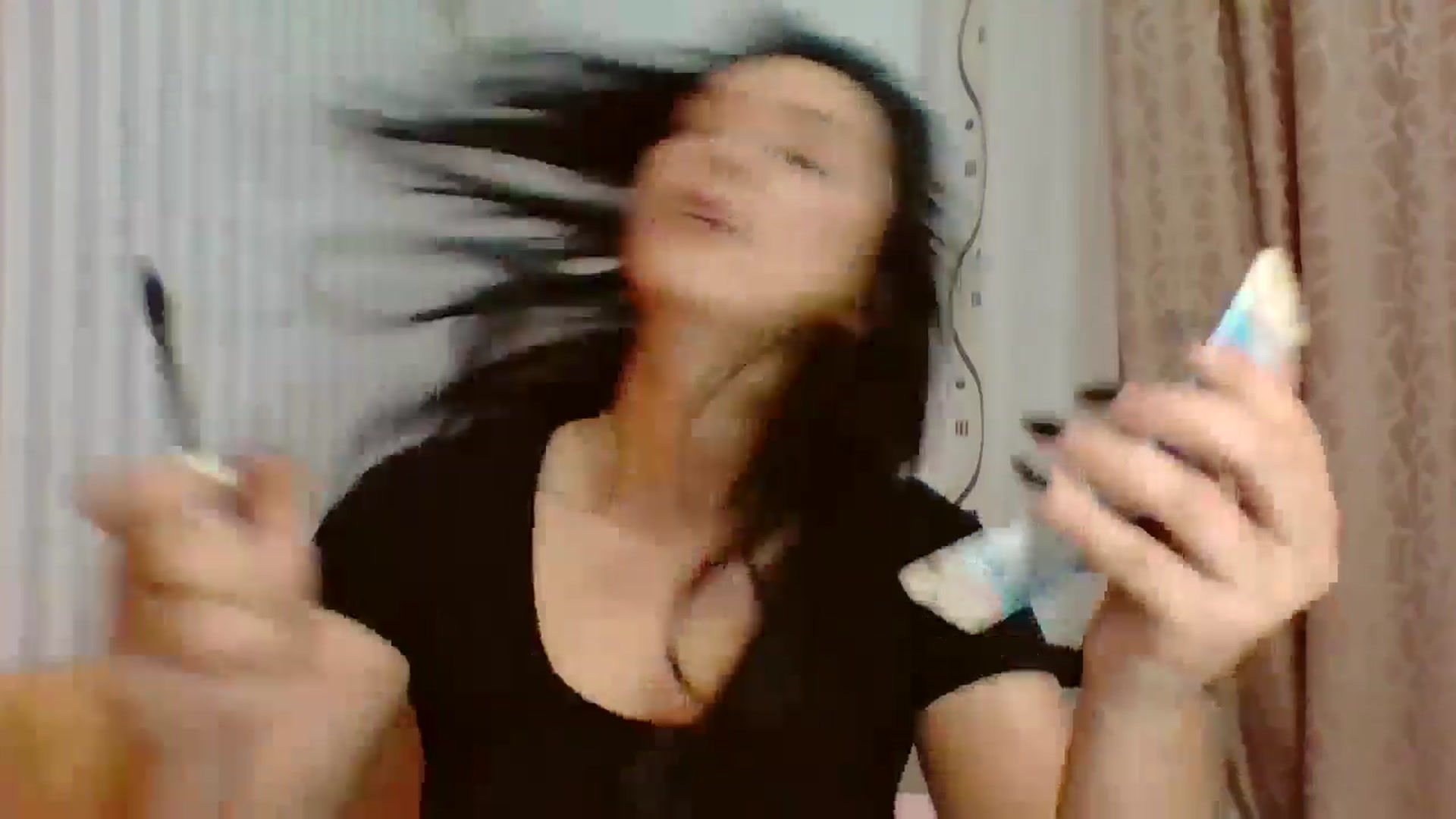 Gallery image thumbnail from InocenteWet's myfreecams stream on, 10/08/2024, 06:55 image 16 of 20