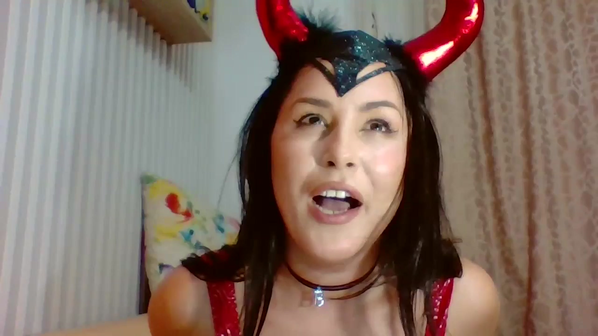 Gallery image thumbnail from InocenteWet's myfreecams stream on, 10/31/2024, 17:49 image 11 of 20