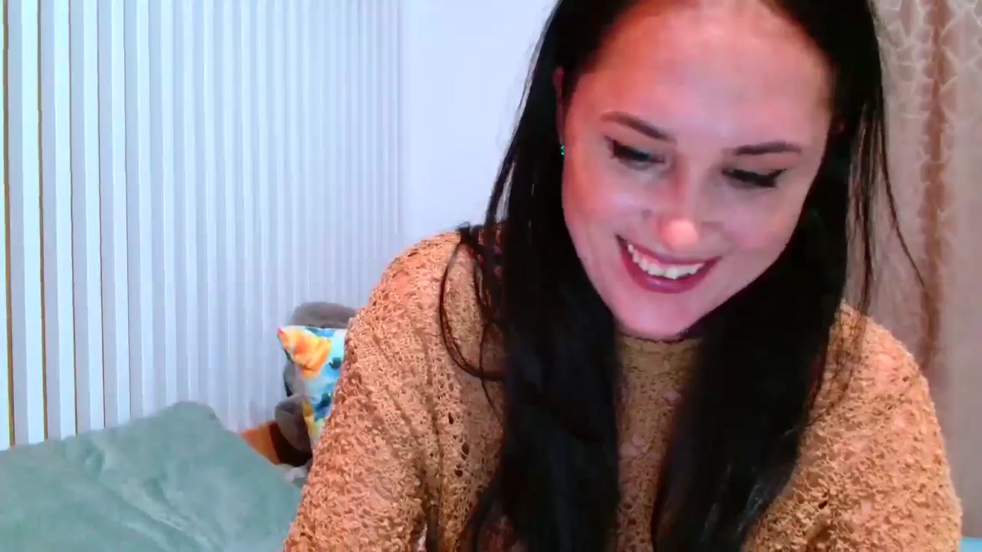 Gallery image thumbnail from InocenteWet's myfreecams stream on, 11/21/2024, 16:14 image 16 of 20