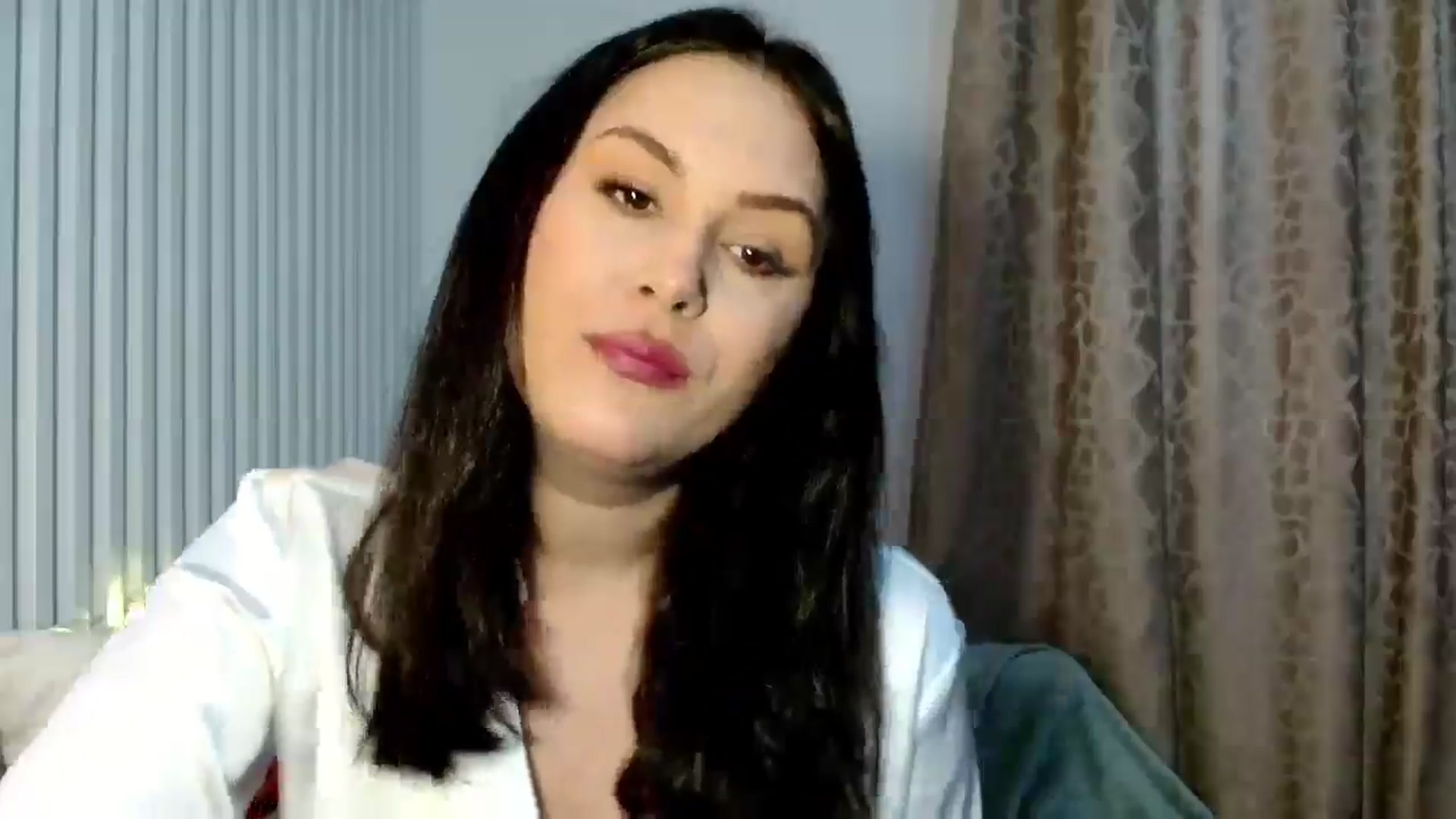 Gallery image thumbnail from InocenteWet's myfreecams stream on, 01/12/2025, 09:44 image 15 of 20