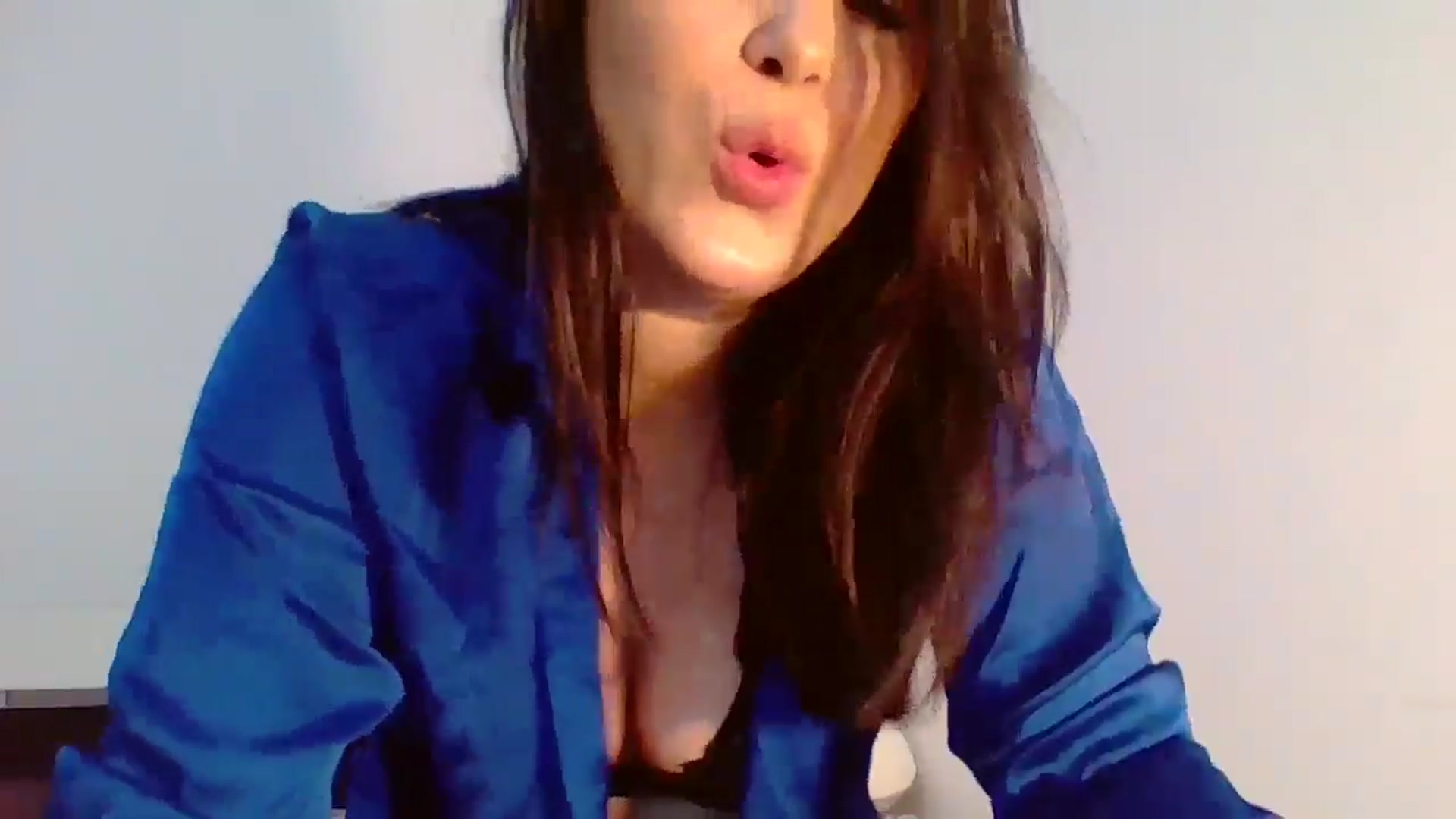 Gallery image thumbnail from InocenteWet's myfreecams stream on, 02/22/2025, 08:53 image 9 of 20