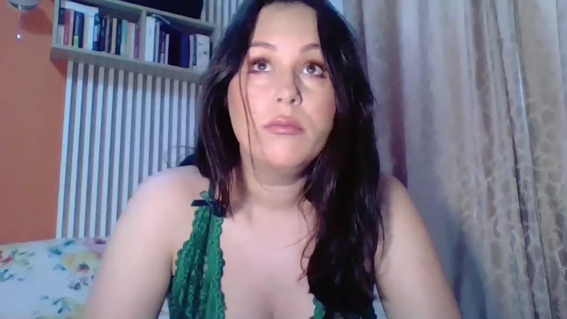 Gallery image thumbnail from InocenteWet's myfreecams stream on, 03/27/2025, 08:37 image 13 of 20