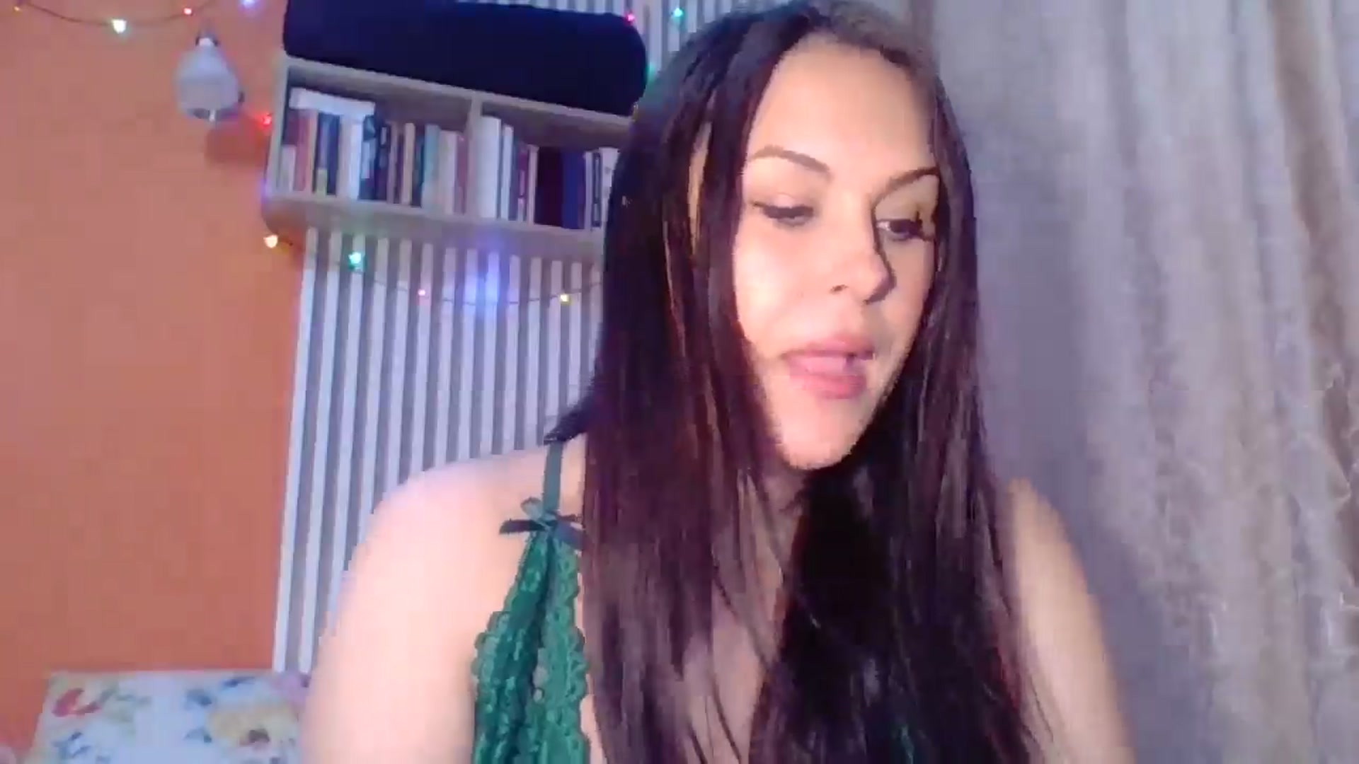 Gallery image thumbnail from InocenteWet's myfreecams stream on, 04/14/2025, 07:09 image 6 of 20