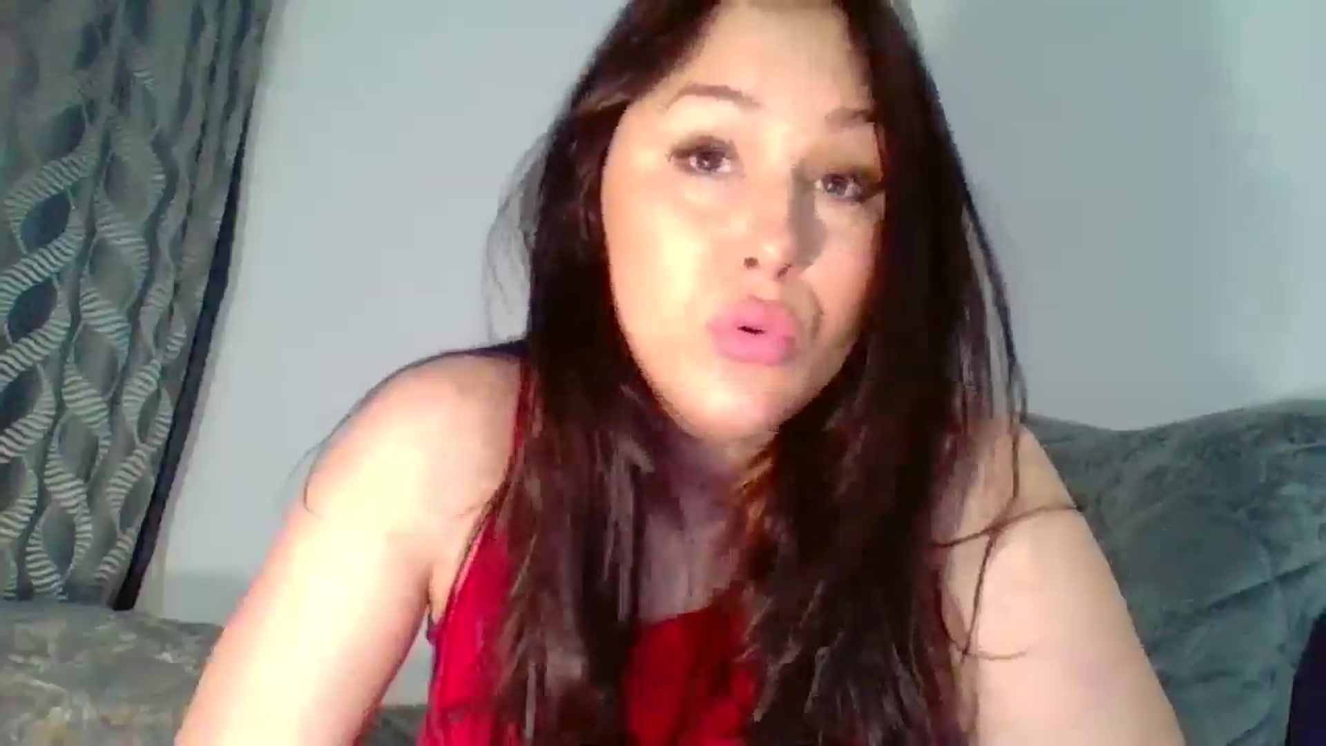 Gallery image thumbnail from InocenteWet's myfreecams stream on, 05/25/2025, 08:09 image 16 of 20