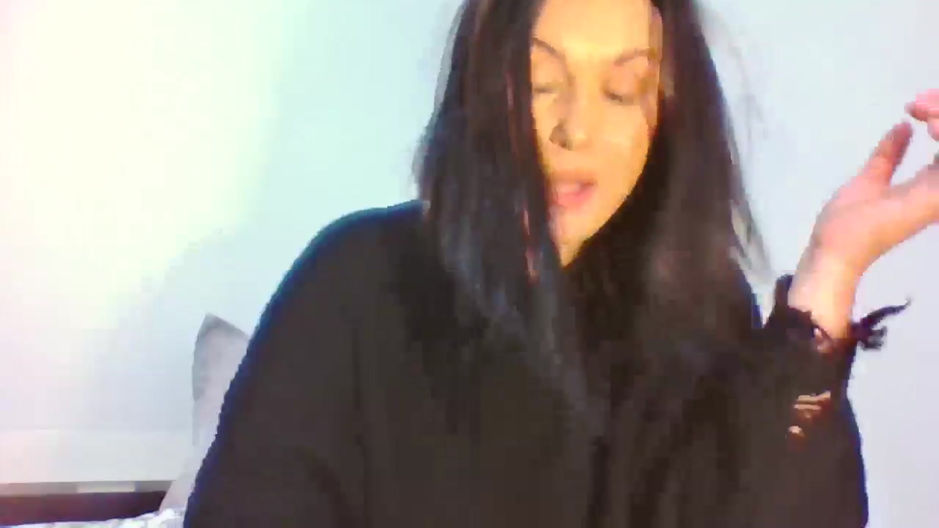 Gallery image thumbnail from InocenteWet's myfreecams stream on, 10/15/2025, 07:54 image 20 of 20