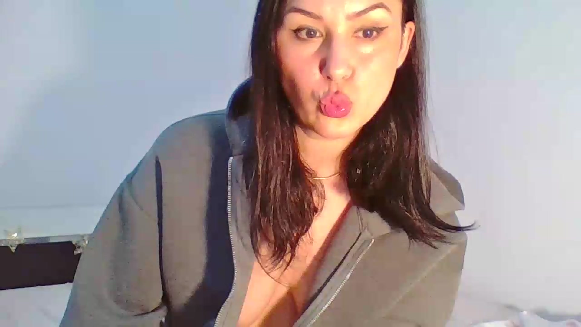 Gallery image thumbnail from InocenteWet's myfreecams stream on, 05/22/2026, 06:14 image 11 of 20