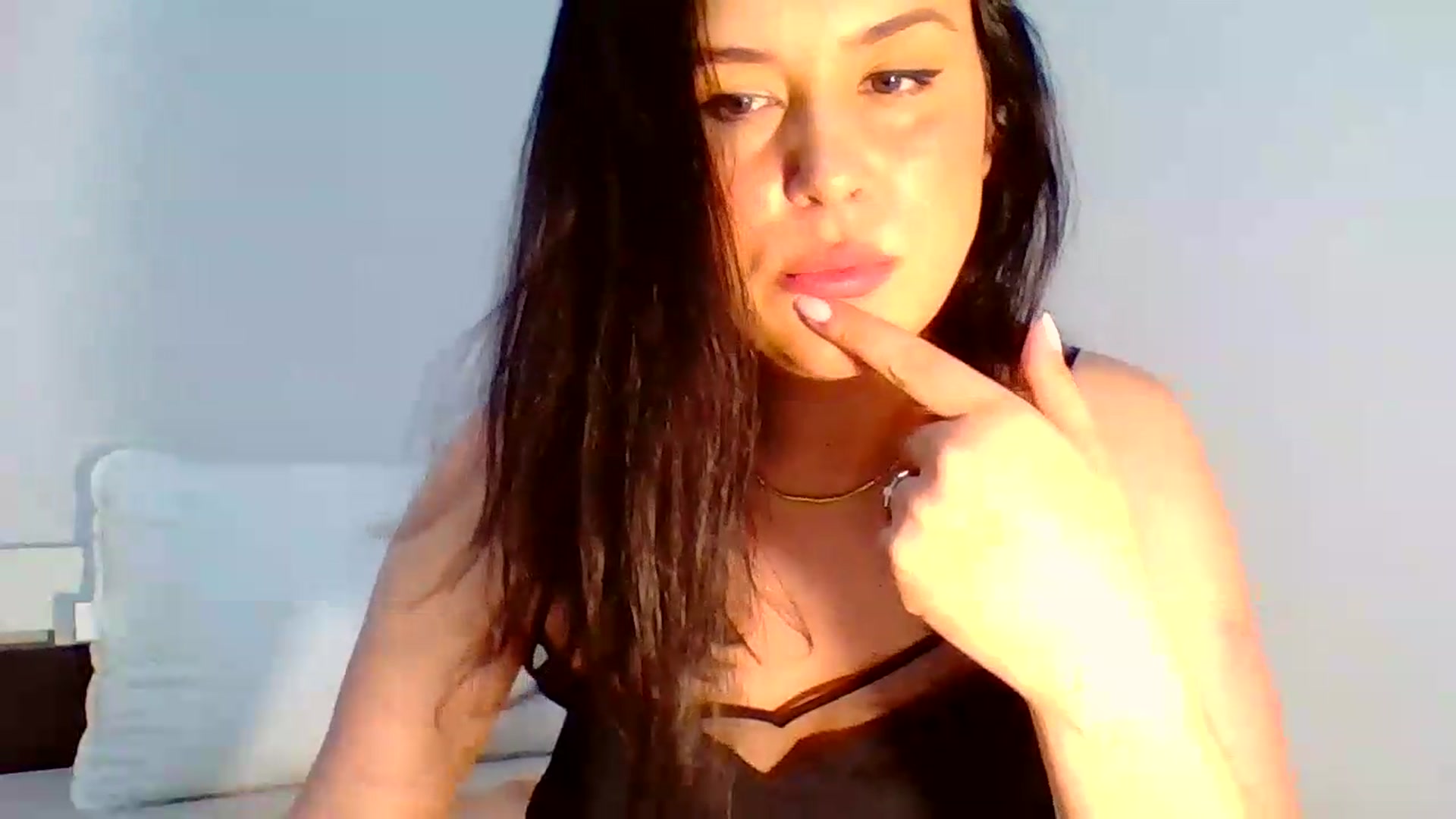Gallery image thumbnail from InocenteWet's myfreecams stream on, 06/26/2026, 06:53 image 10 of 20